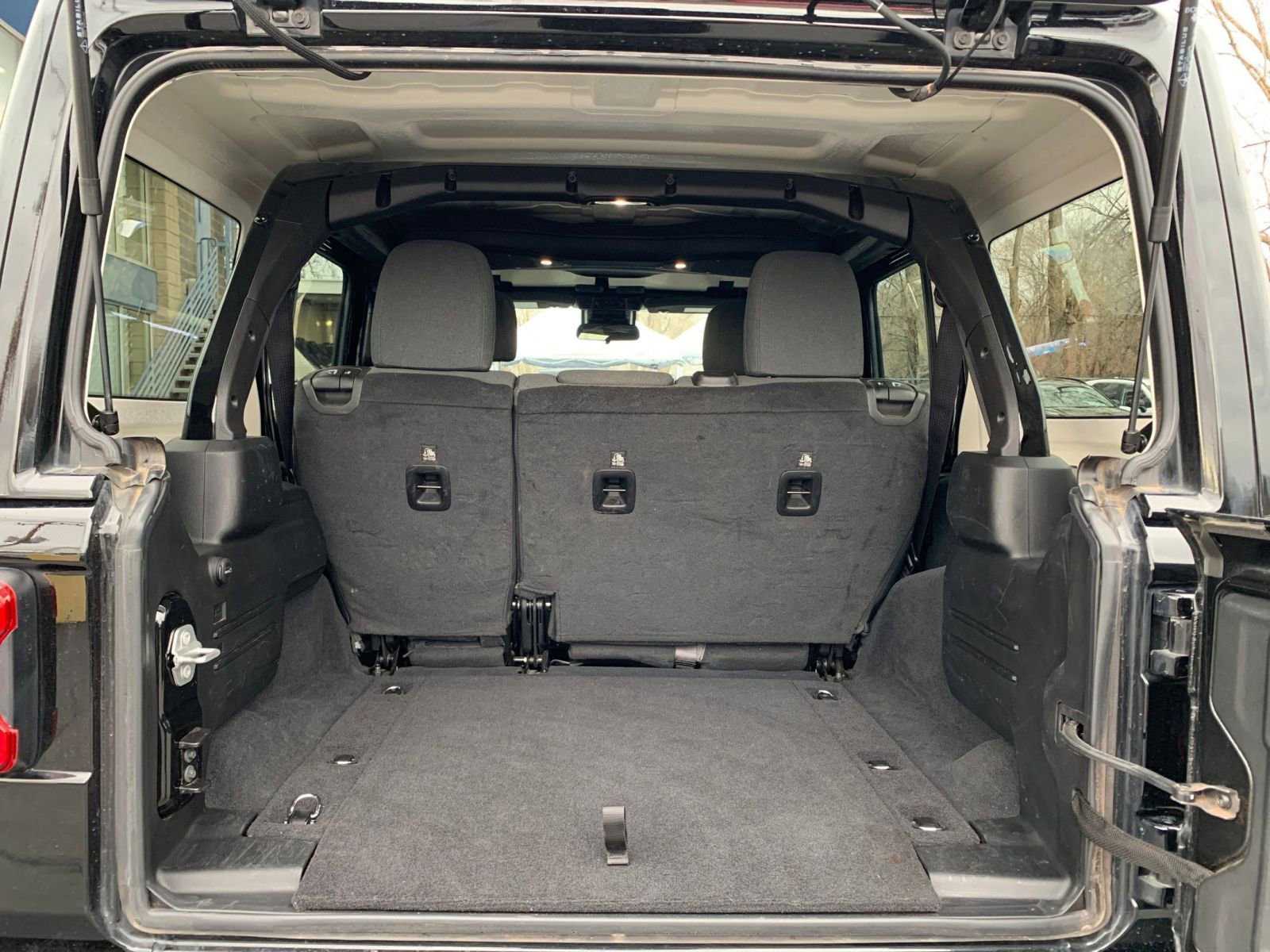 Thumbnail: 2025 Jeep Wrangler - 30