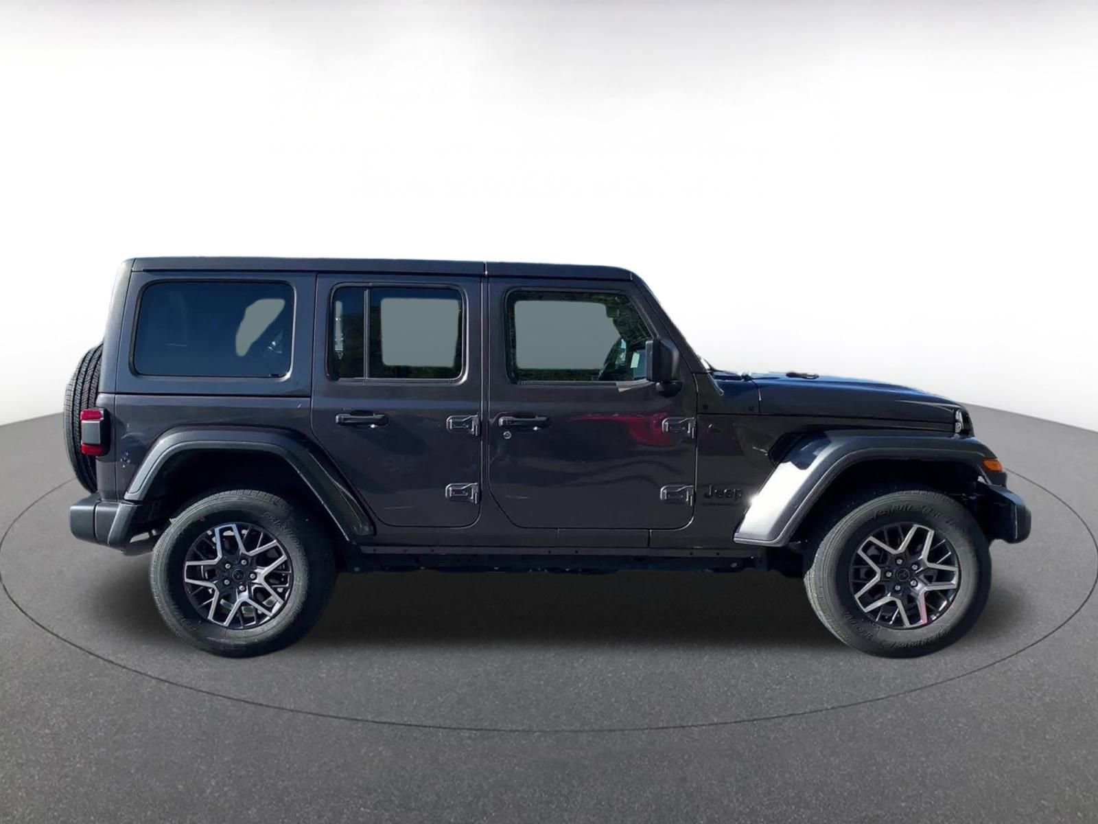 Thumbnail: 2025 Jeep Wrangler - 16