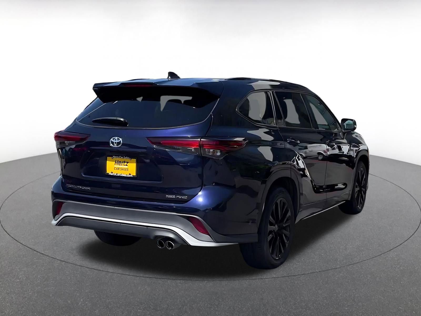 Thumbnail: 2025 Toyota Highlander - 15