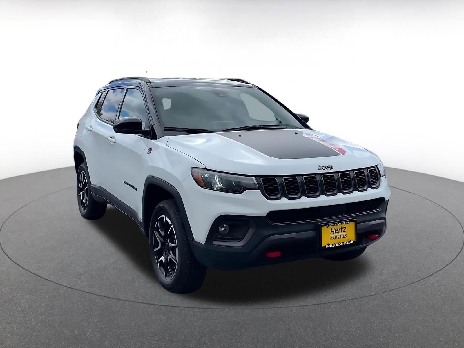 Thumbnail: 2025 Jeep Compass - 3