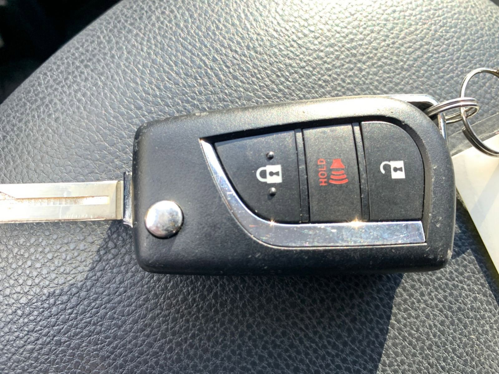 Thumbnail: 2025 Toyota RAV4 - 22