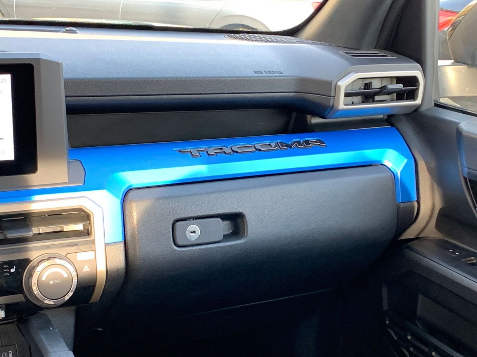 Thumbnail: 2025 Toyota Tacoma - 34