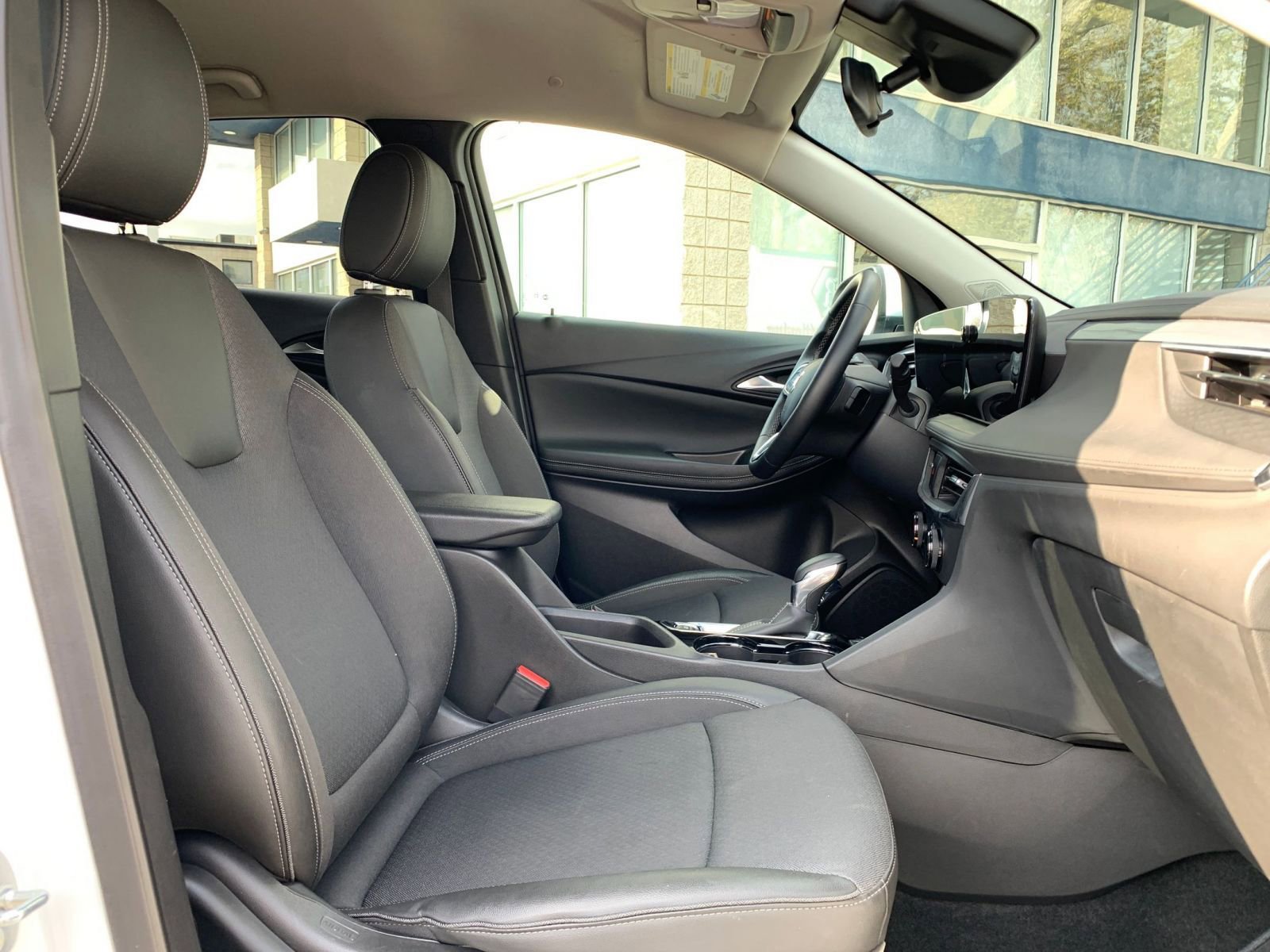 Thumbnail: 2025 Buick Encore GX - 34