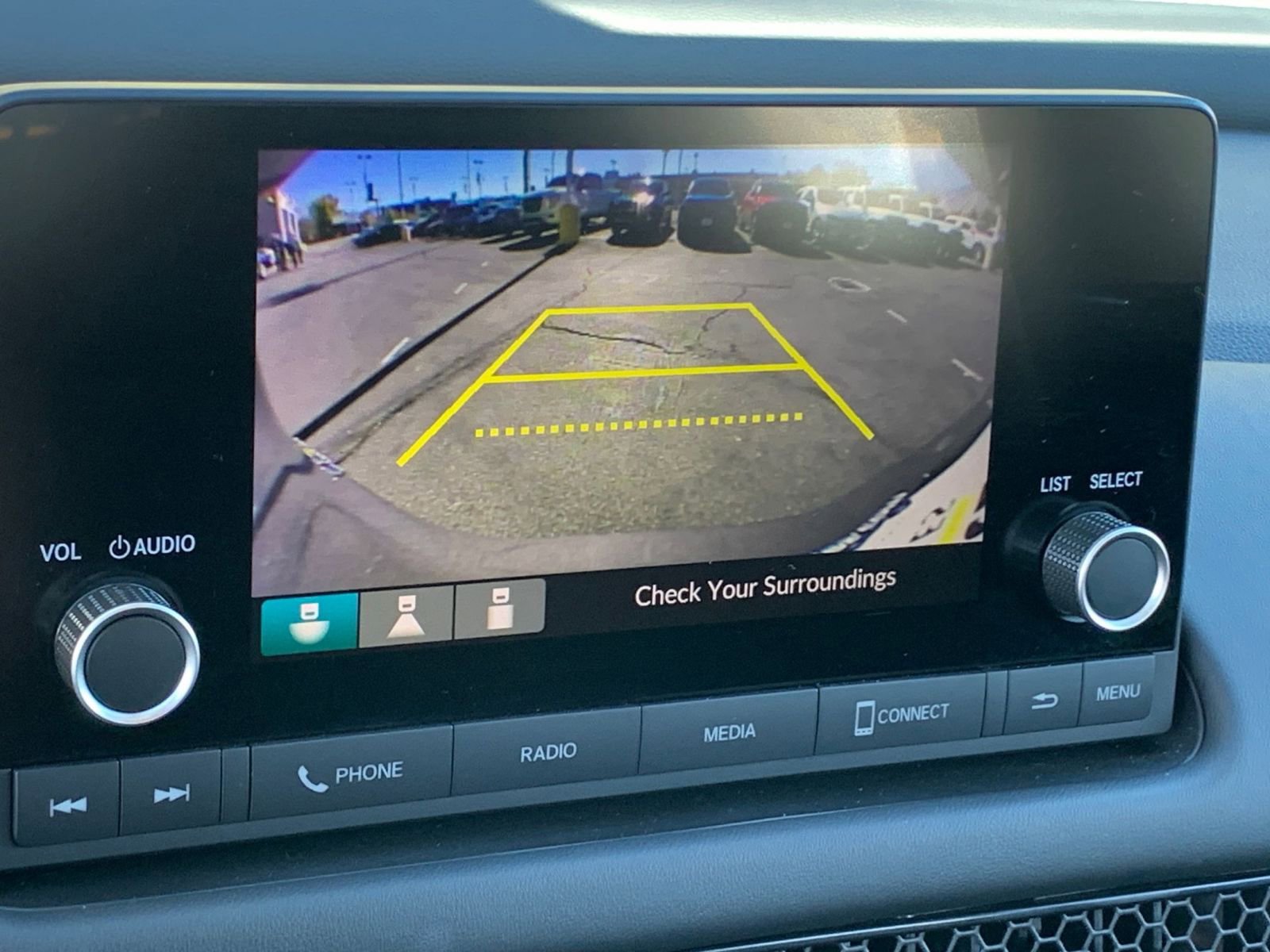 Thumbnail: 2025 Honda HR-V - 17