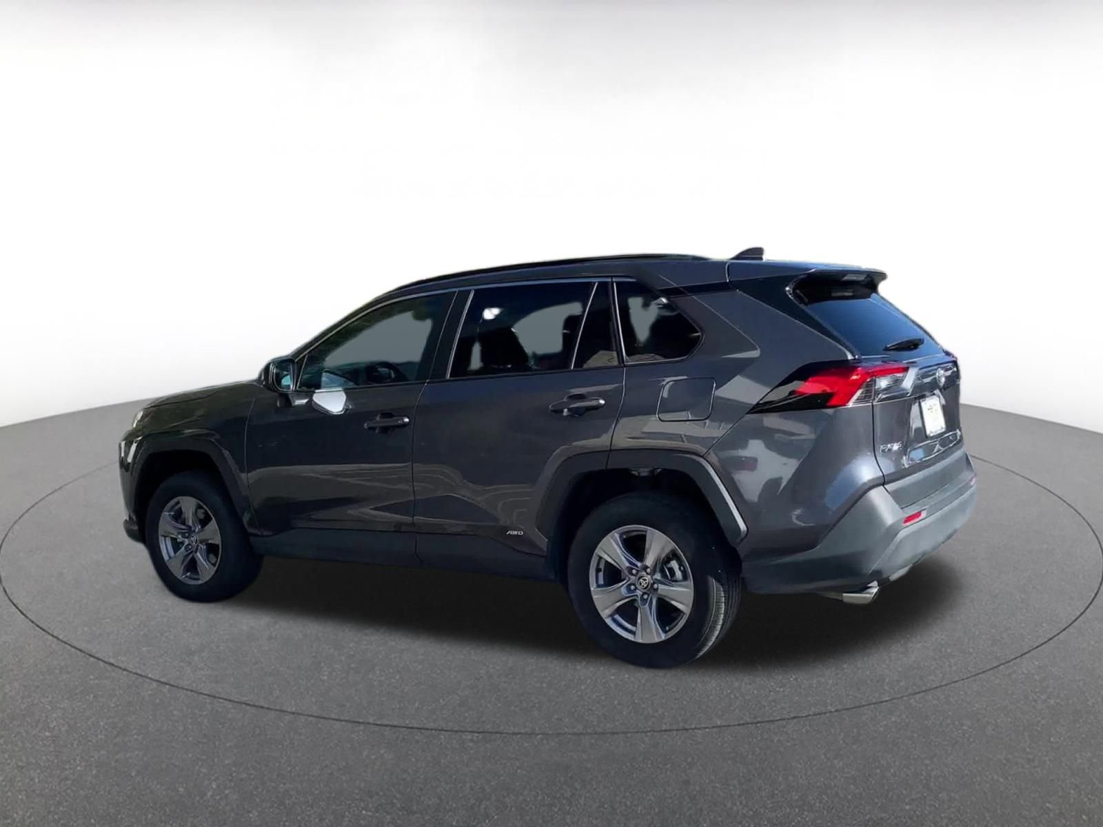 Thumbnail: 2025 Toyota RAV4 - 10