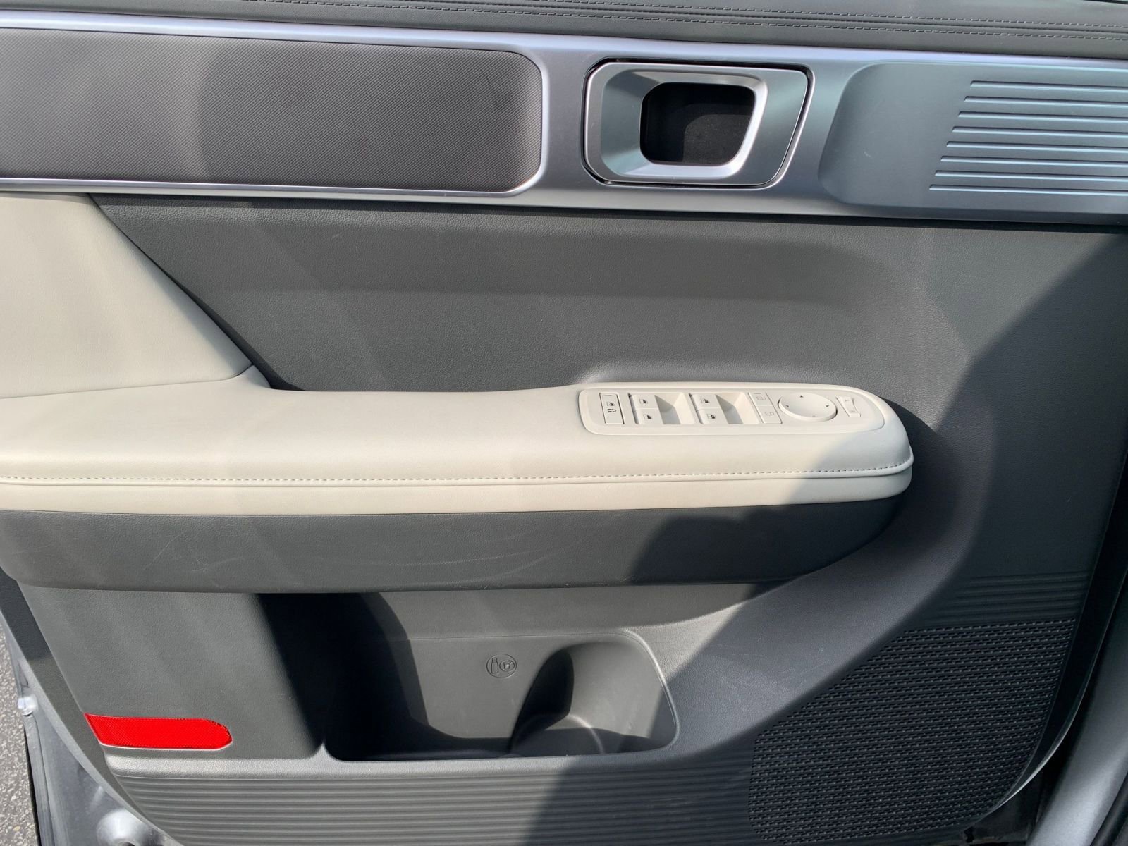 Thumbnail: 2025 Hyundai Santa Fe - 18