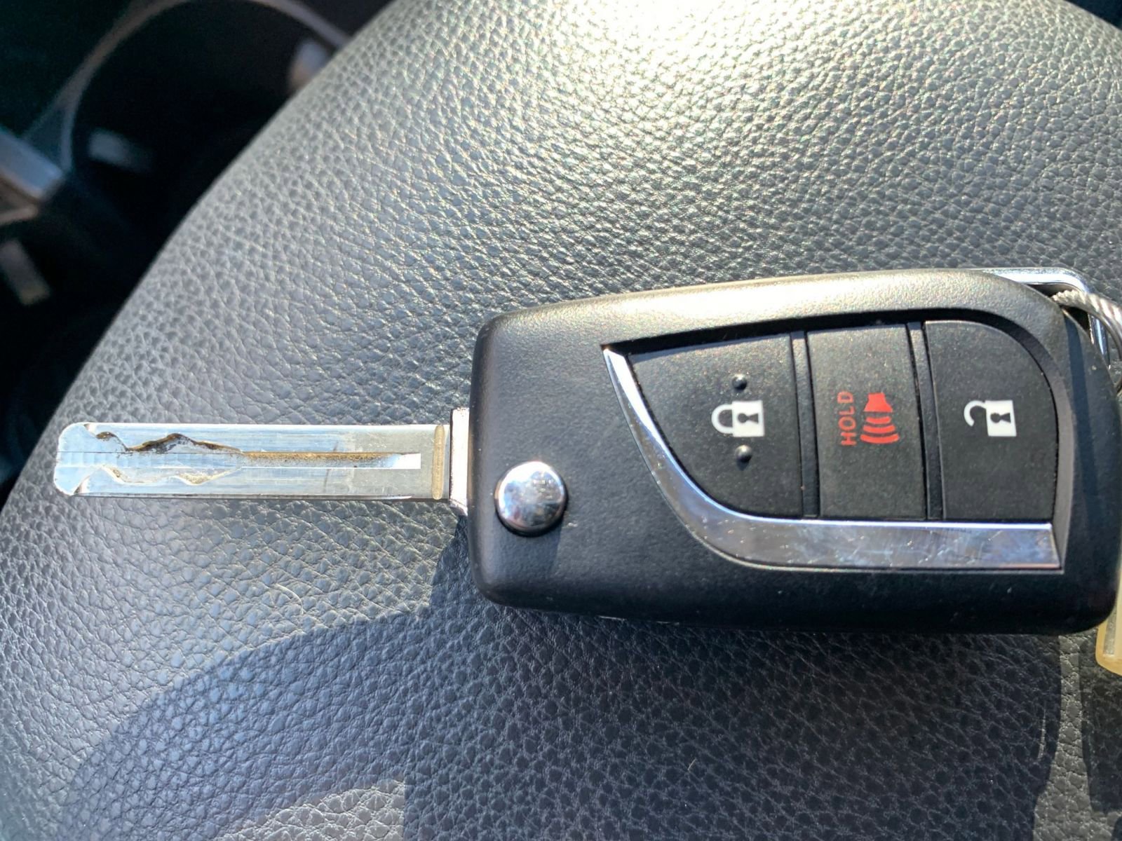 Thumbnail: 2025 Toyota RAV4 - 22