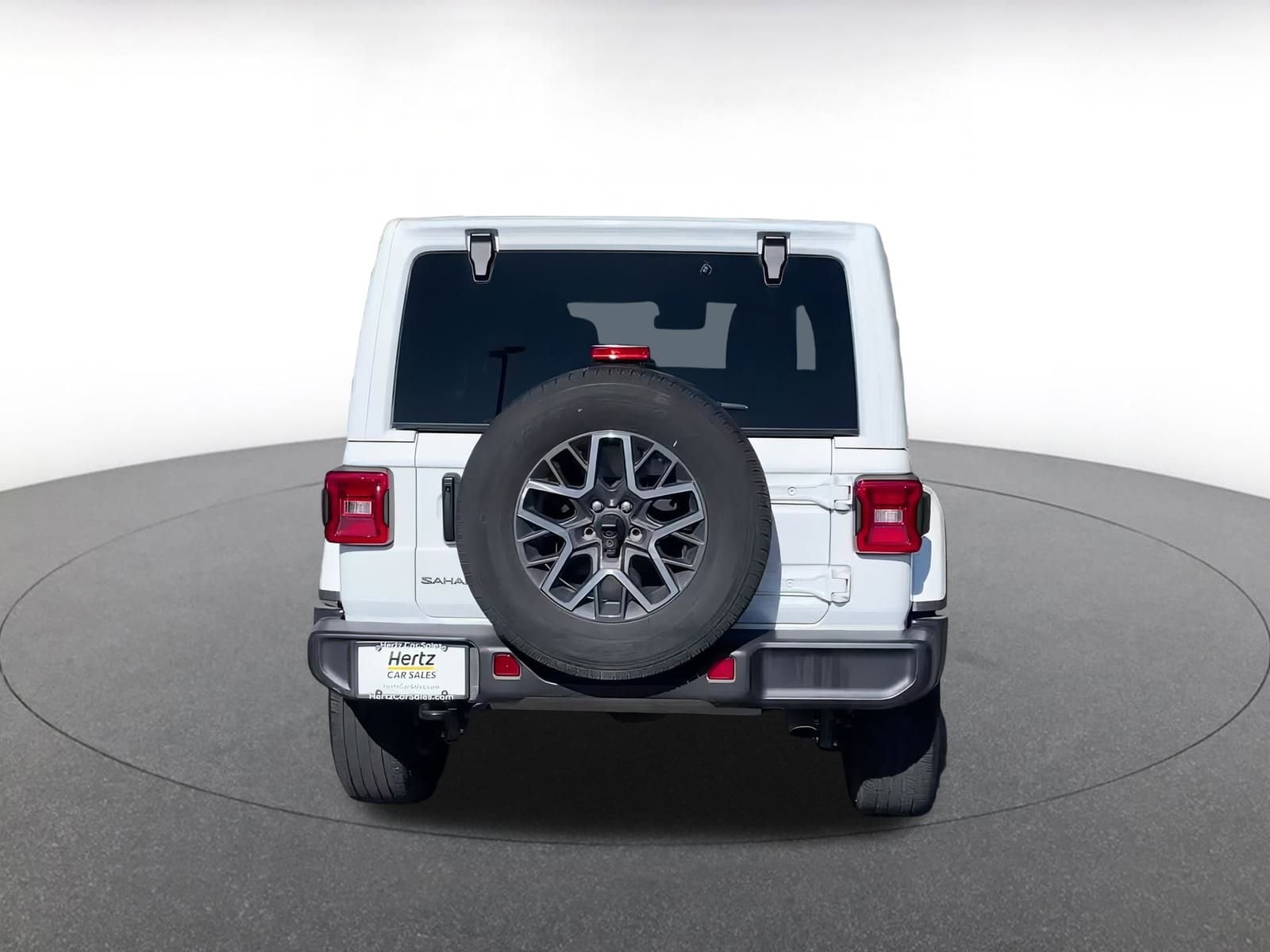 Thumbnail: 2025 Jeep Wrangler - 14