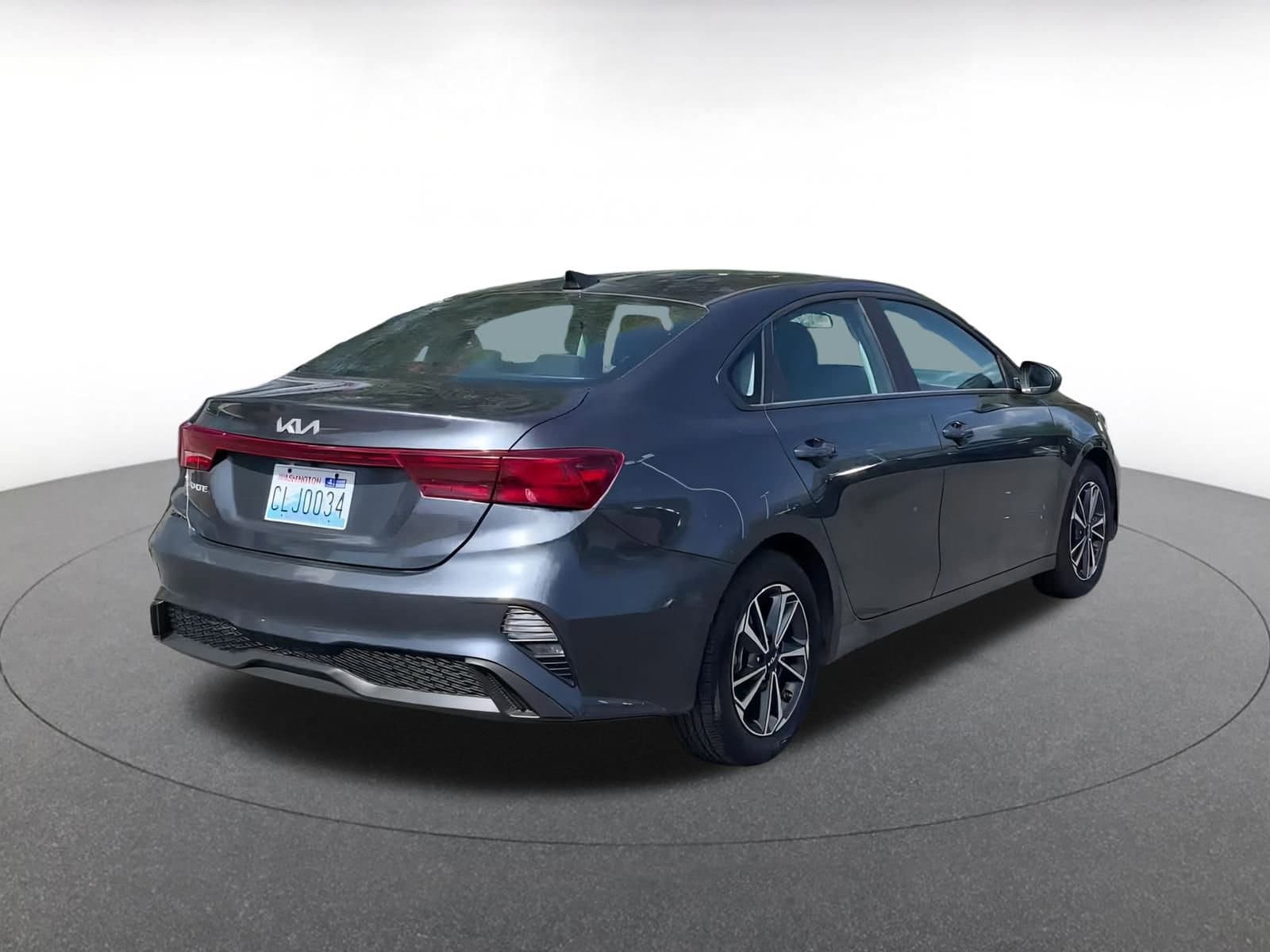 Thumbnail: 2024 Kia Forte - 14