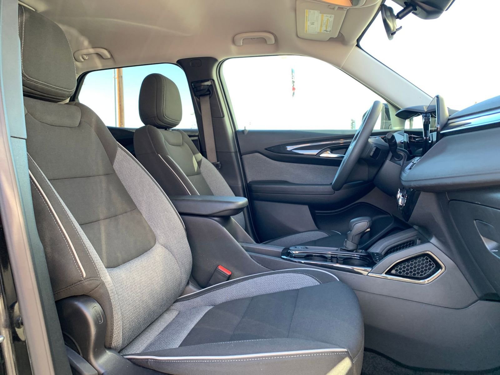 Thumbnail: 2025 Chevrolet TrailBlazer - 34