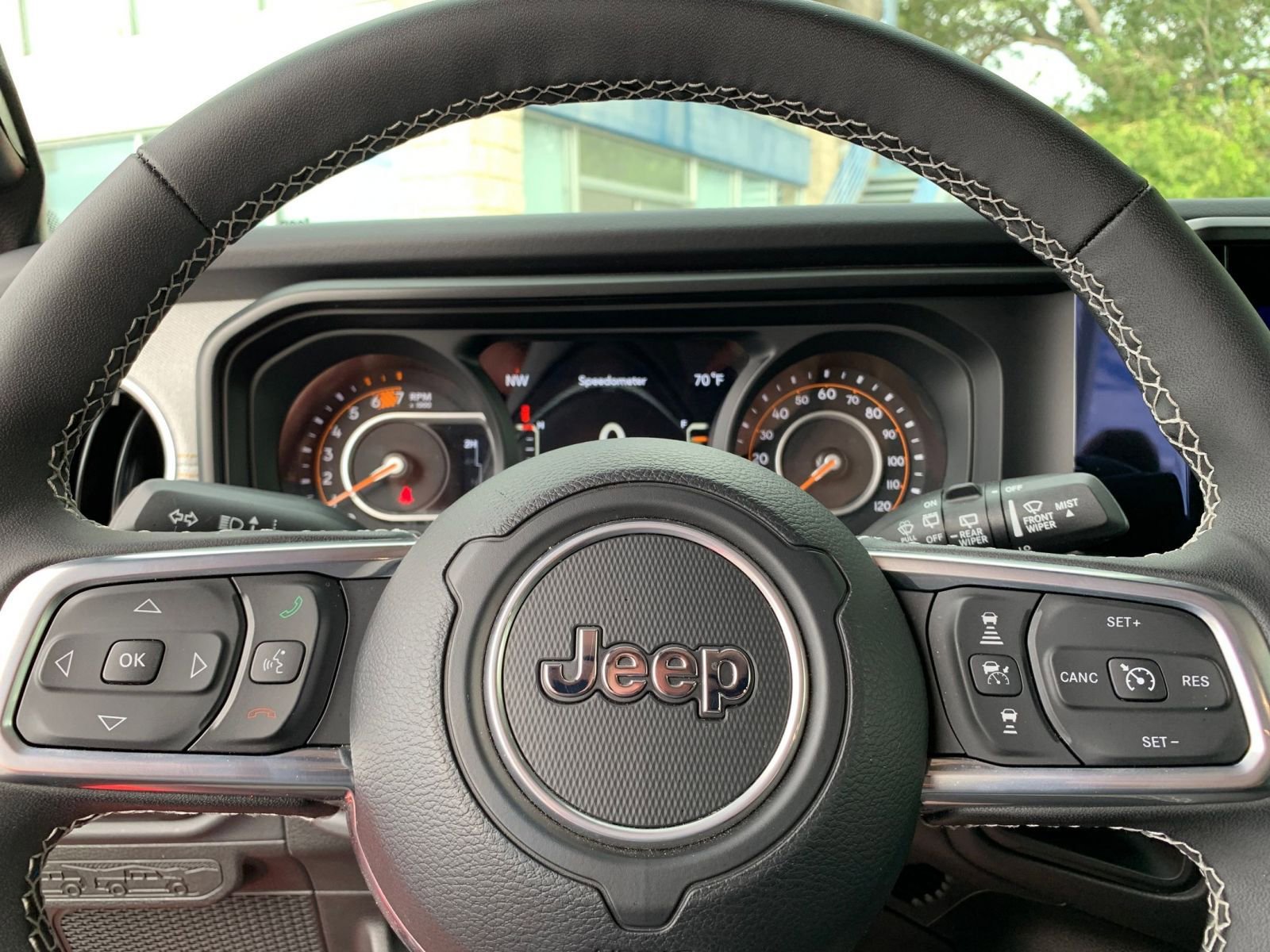 Thumbnail: 2025 Jeep Wrangler - 27