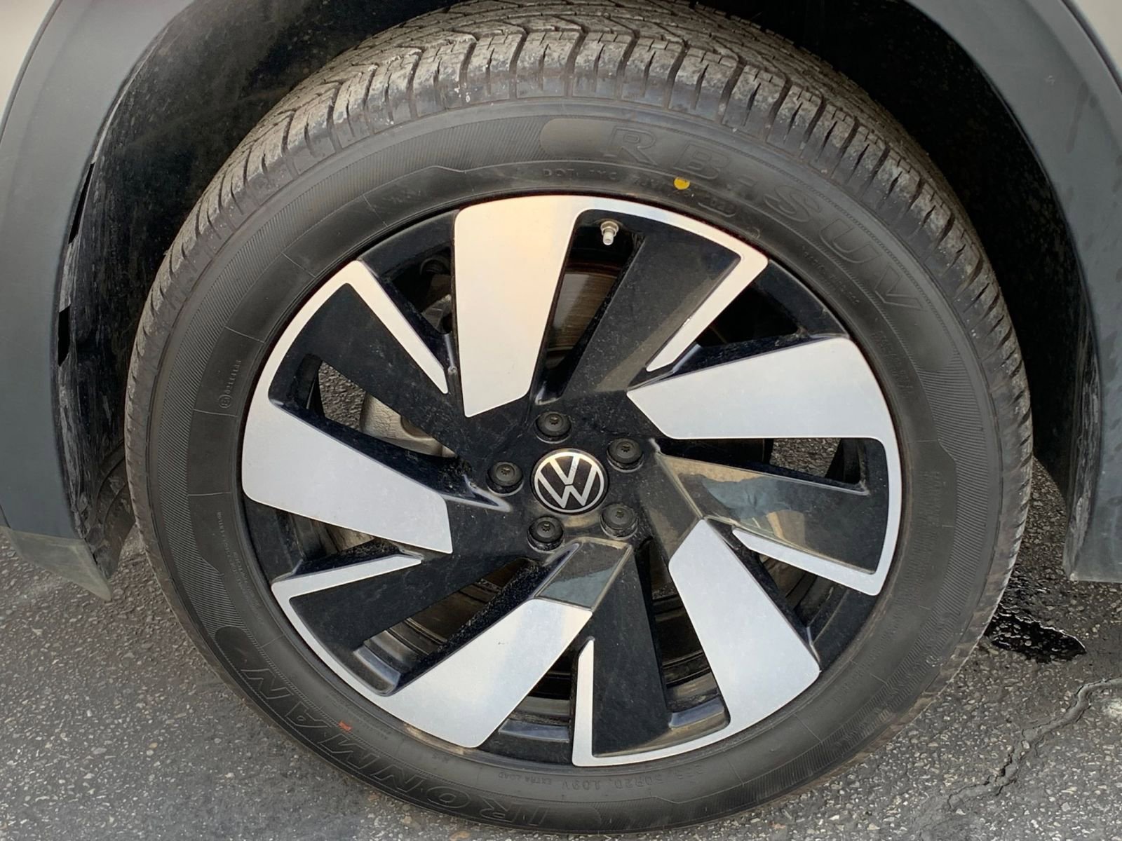 Thumbnail: 2025 Volkswagen Atlas - 32