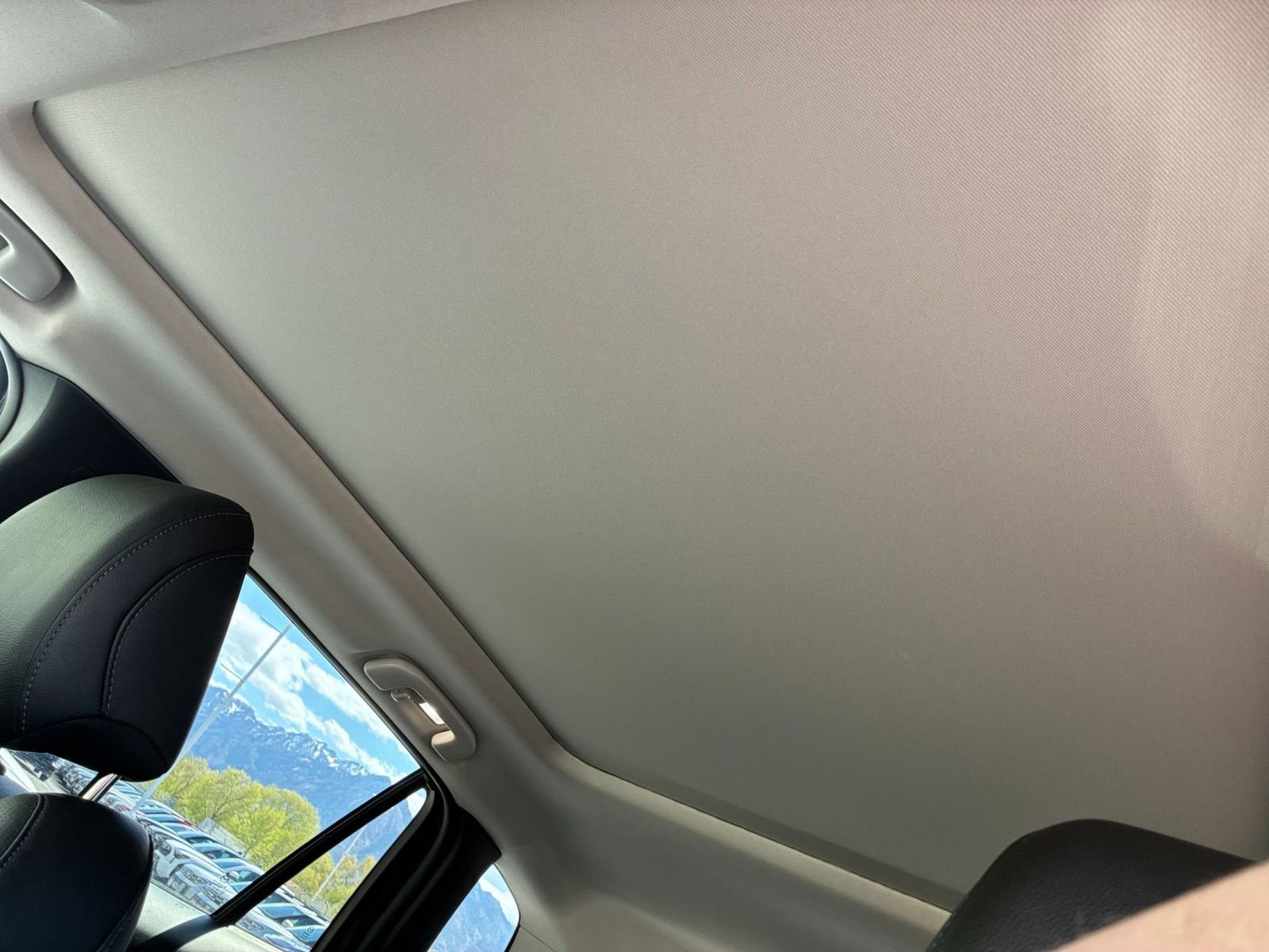 Thumbnail: 2025 Mazda CX-50 - 30