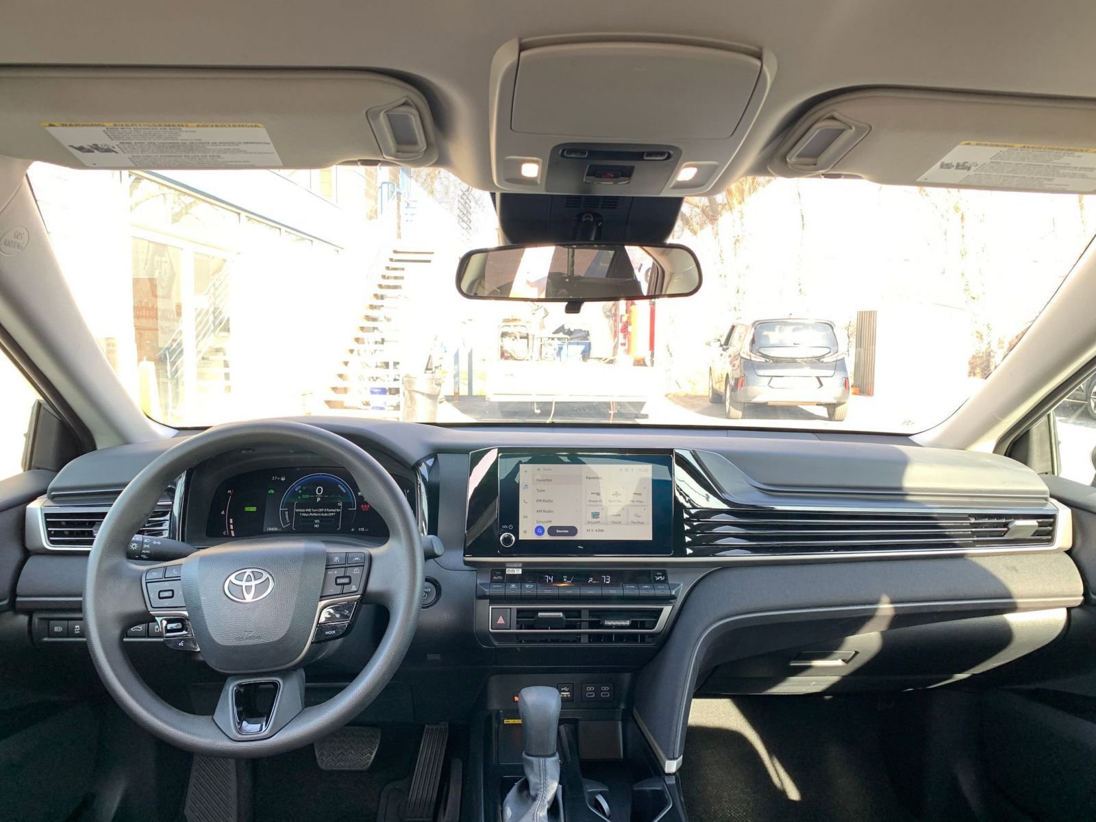 Thumbnail: 2025 Toyota Camry - 32