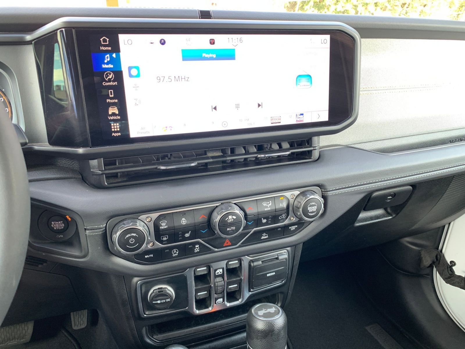 Thumbnail: 2025 Jeep Wrangler - 18