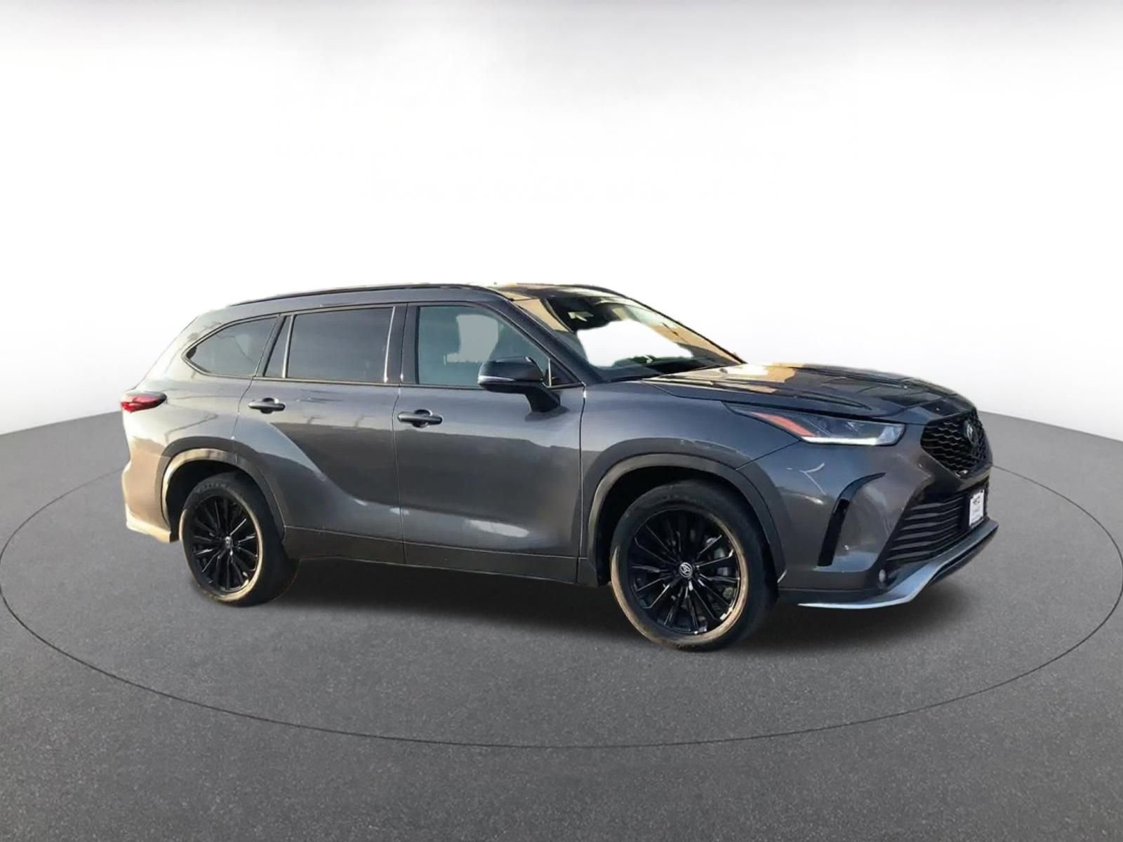 Thumbnail: 2025 Toyota Highlander - 2