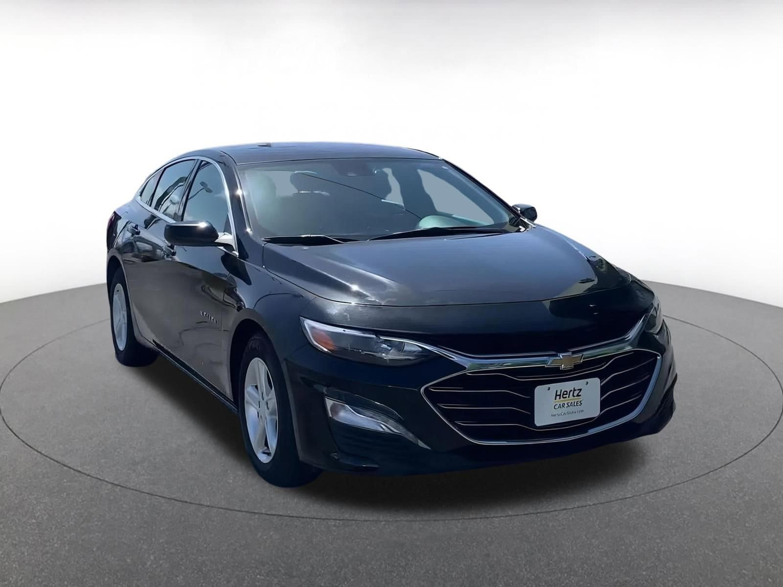 Thumbnail: 2023 Chevrolet Malibu - 3