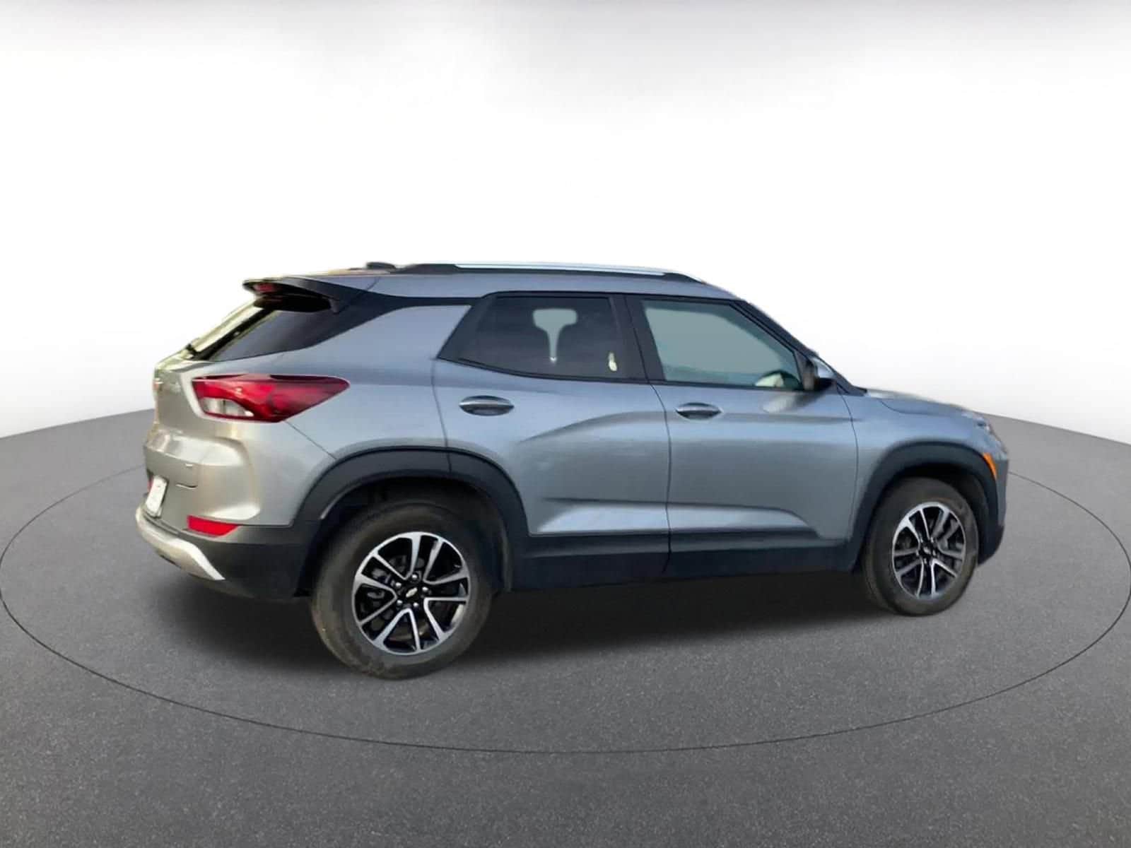 Thumbnail: 2025 Chevrolet TrailBlazer - 15