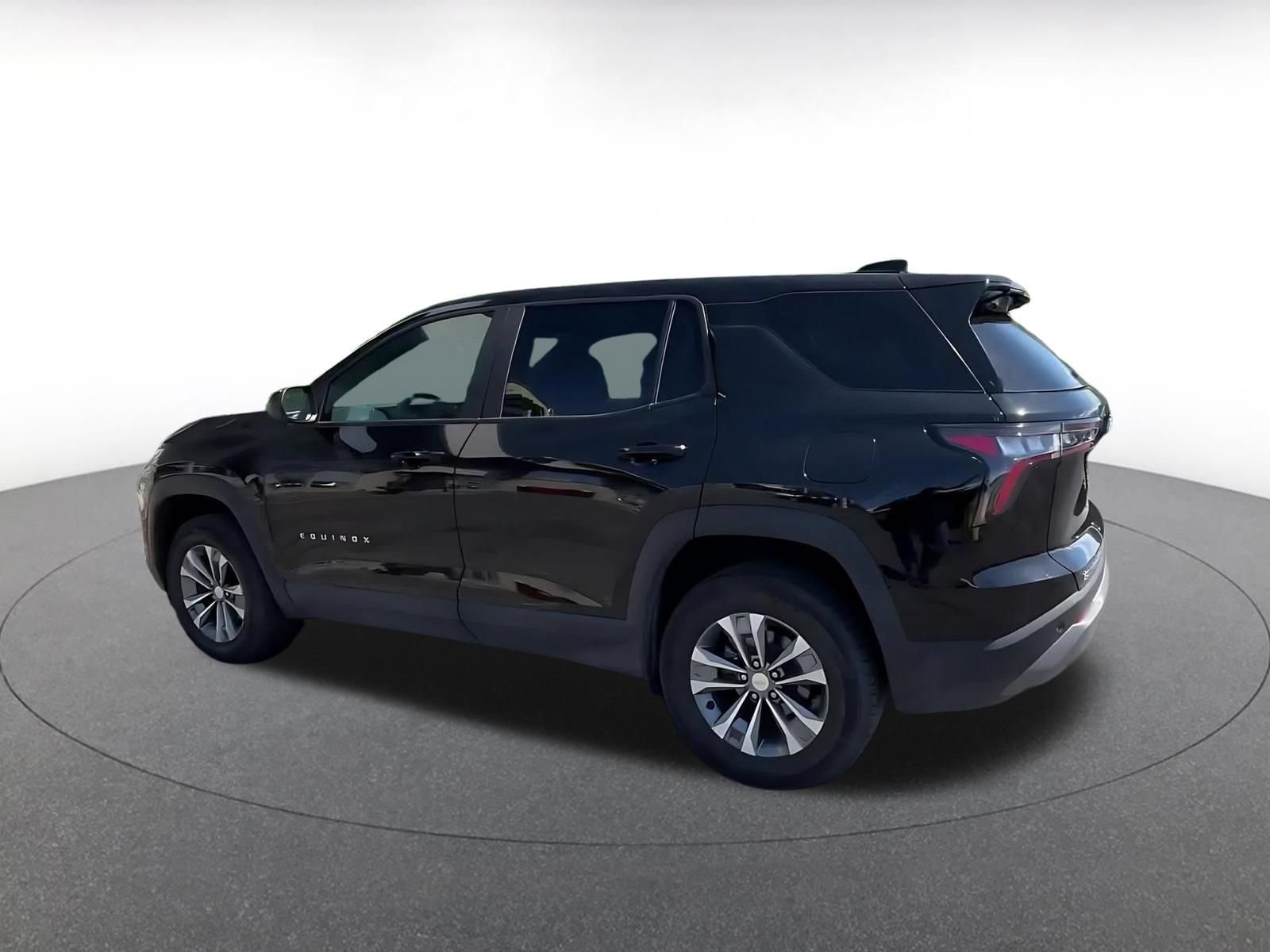 Thumbnail: 2025 Chevrolet Equinox - 10