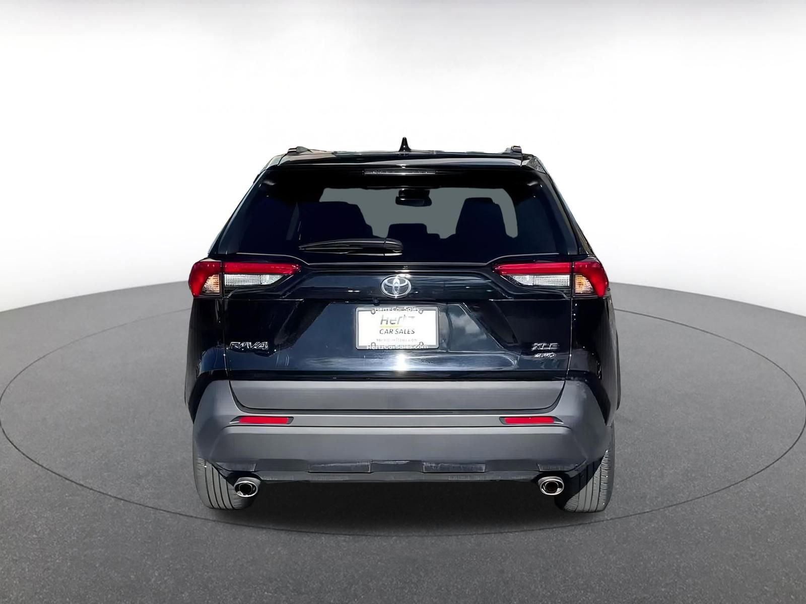 Thumbnail: 2025 Toyota RAV4 - 12