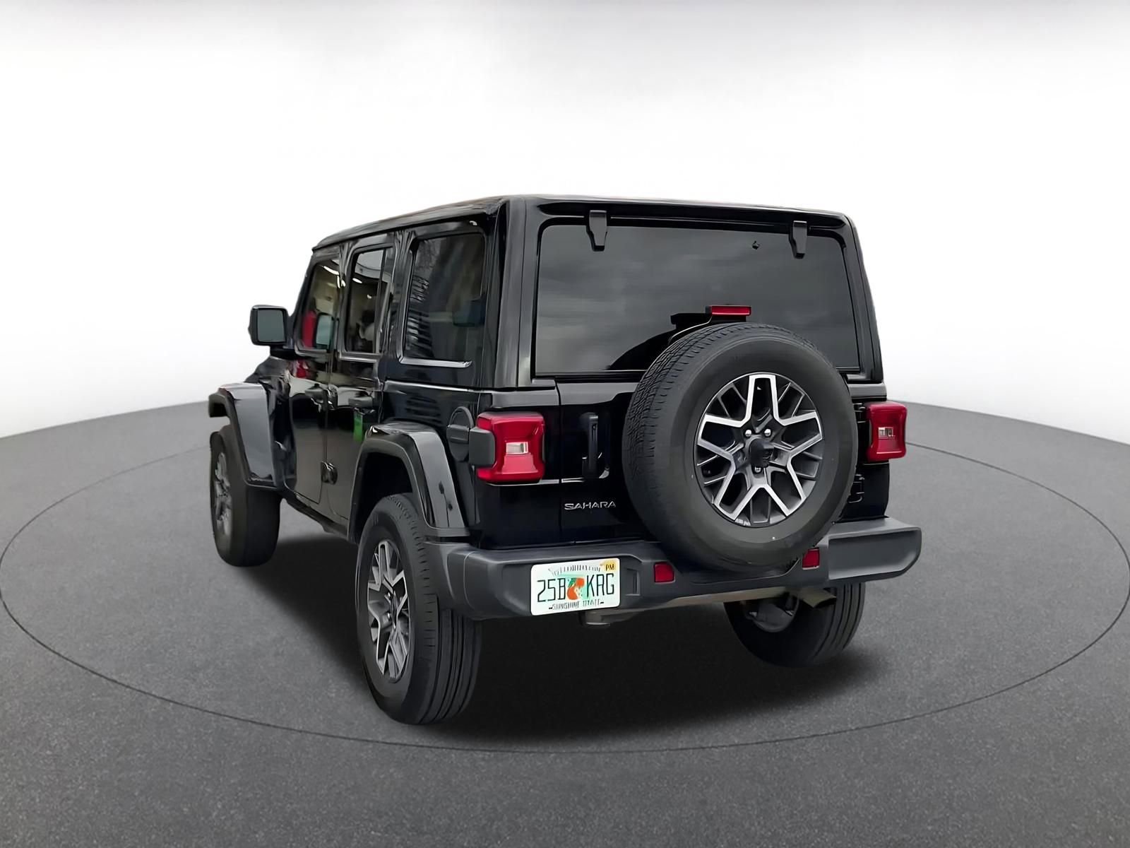 Thumbnail: 2025 Jeep Wrangler - 11