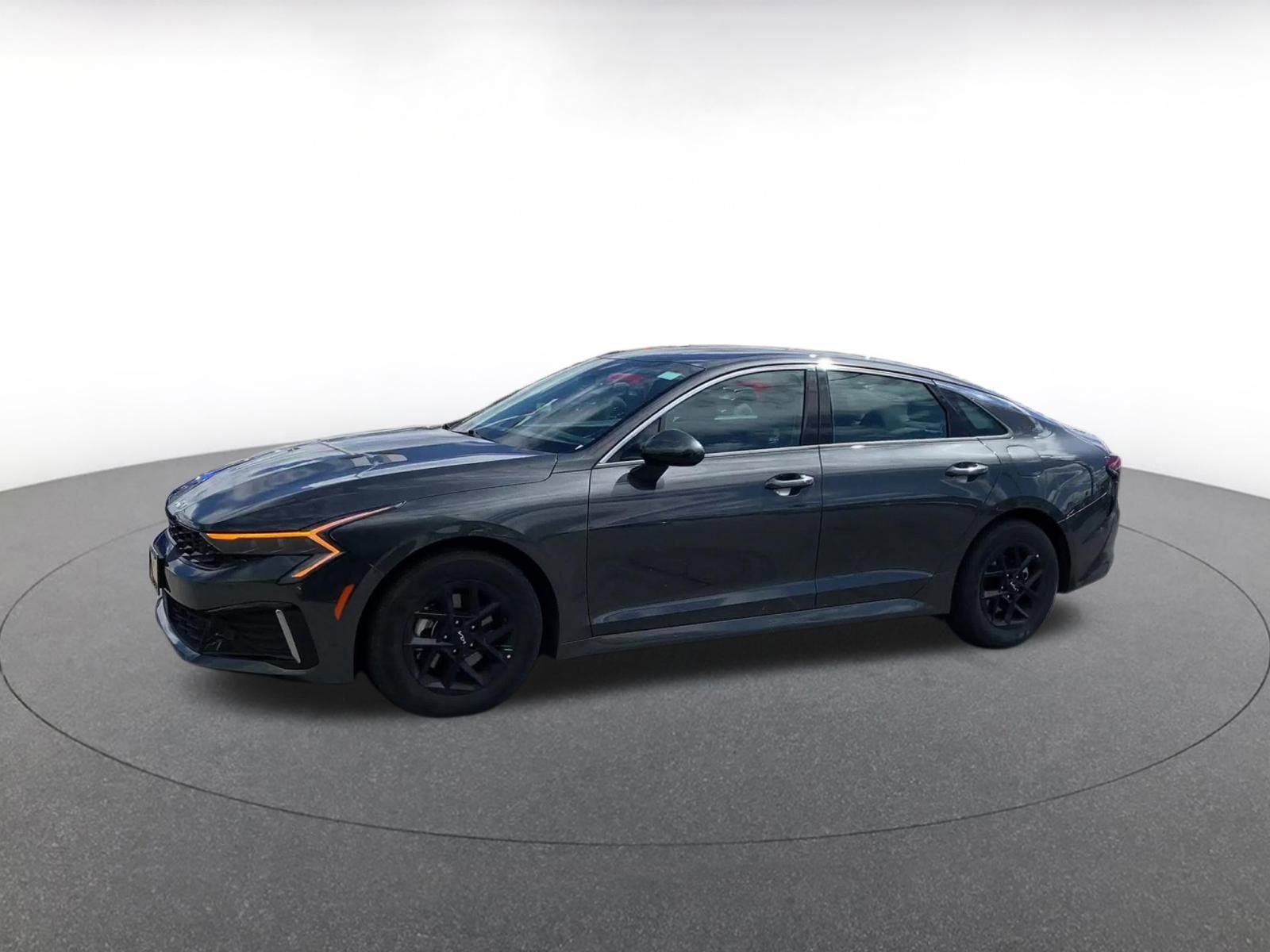 Thumbnail: 2025 Kia K5 - 8