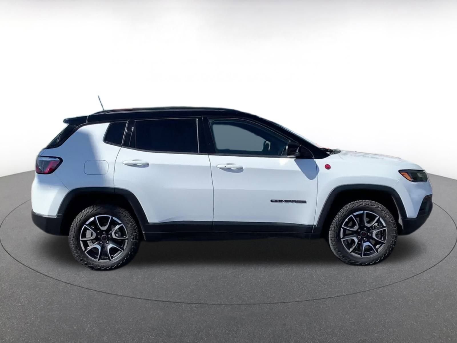 Thumbnail: 2025 Jeep Compass - 16