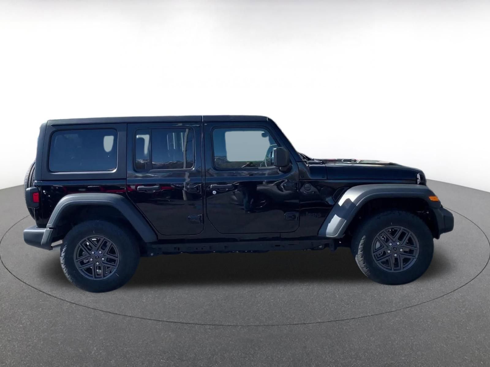 Thumbnail: 2025 Jeep Wrangler - 16