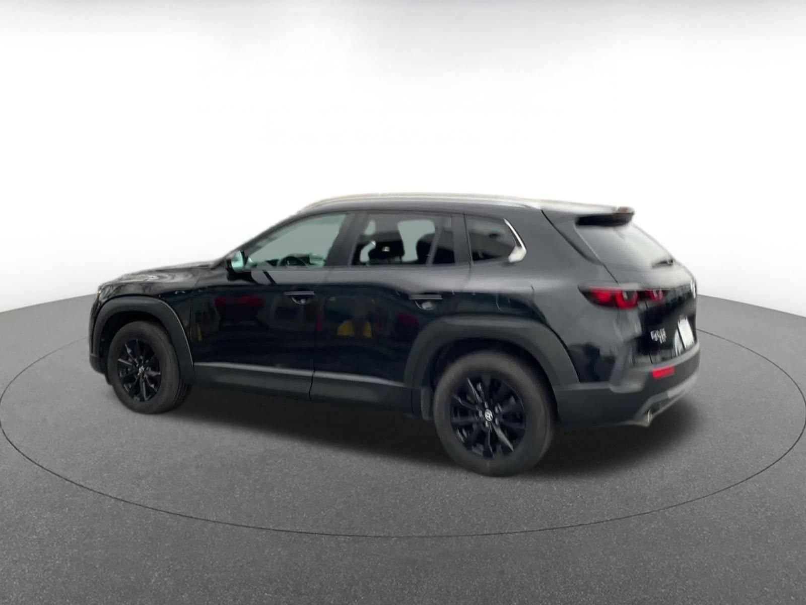 Thumbnail: 2025 Mazda CX-50 - 10