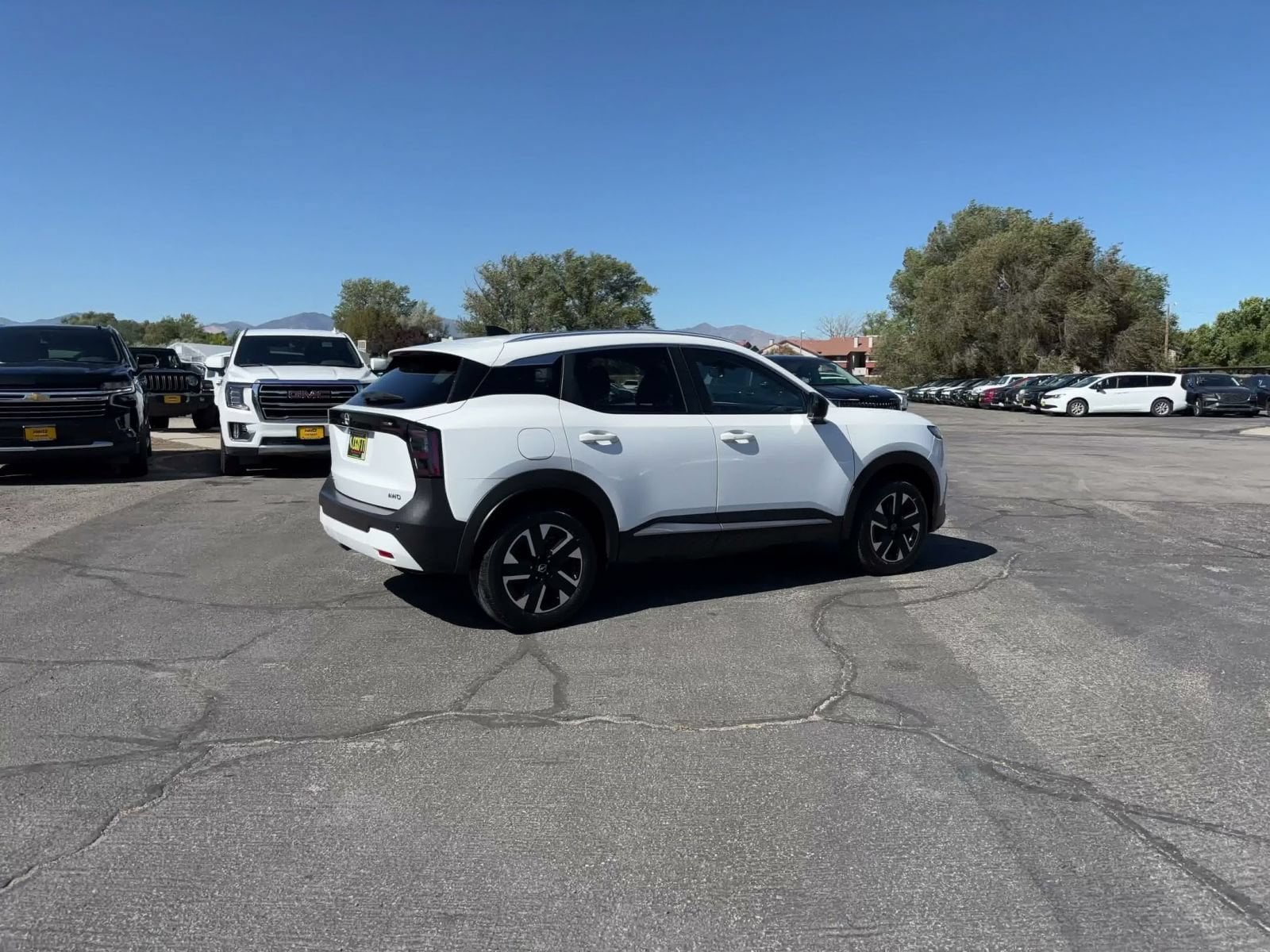 Thumbnail: 2026 Nissan Kicks - 13