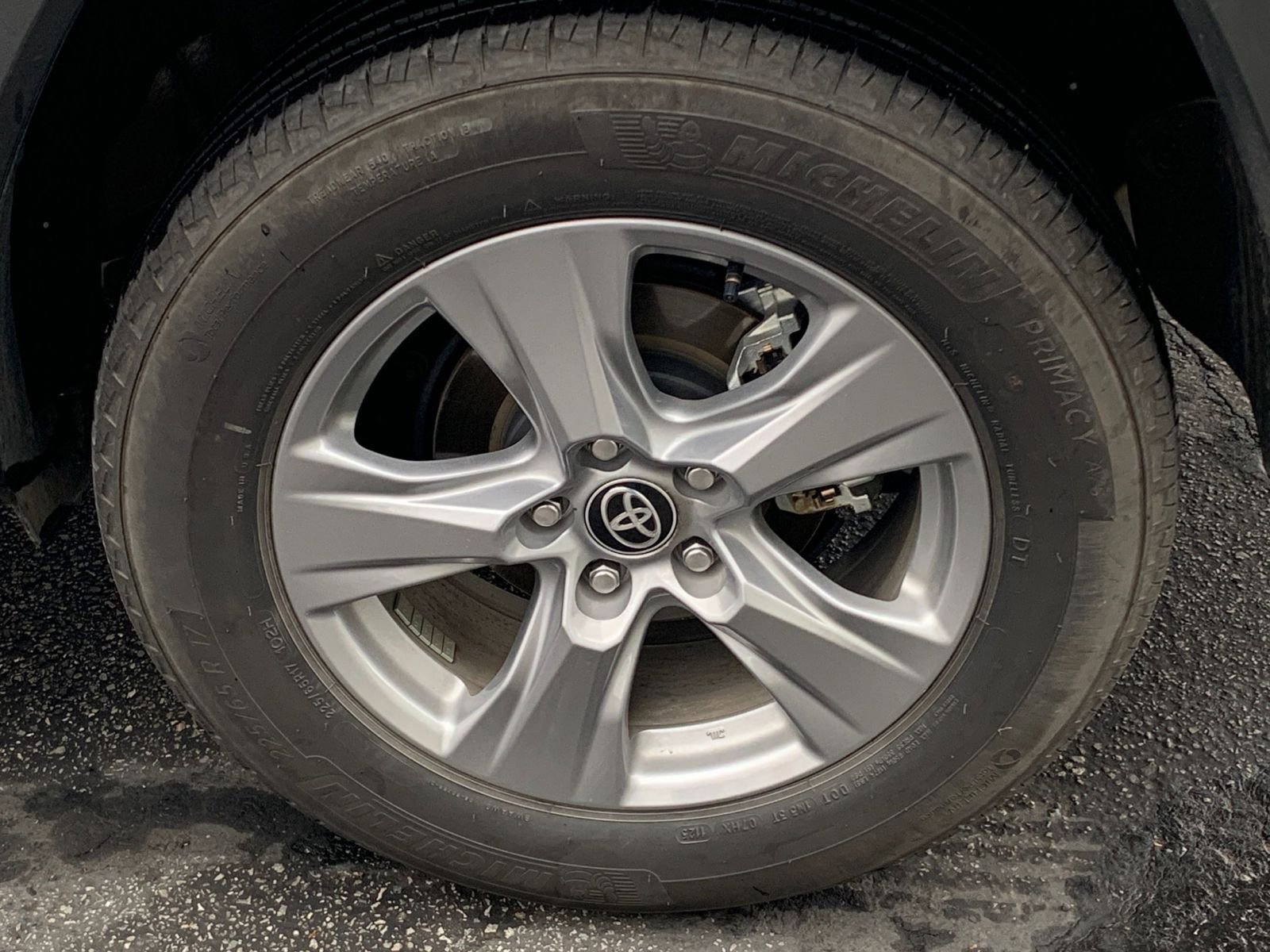 Thumbnail: 2025 Toyota RAV4 - 29