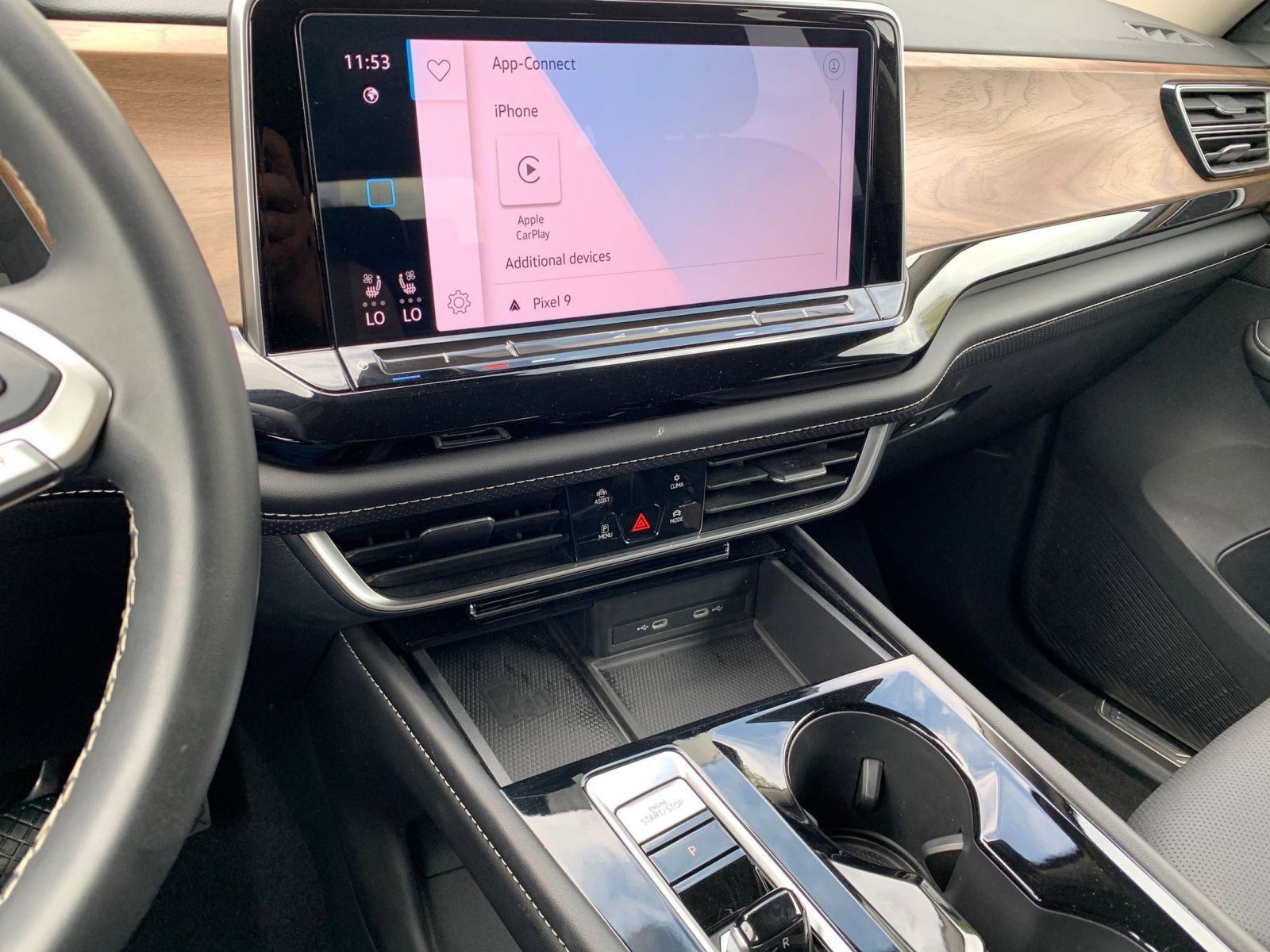 Thumbnail: 2024 Volkswagen Atlas - 18