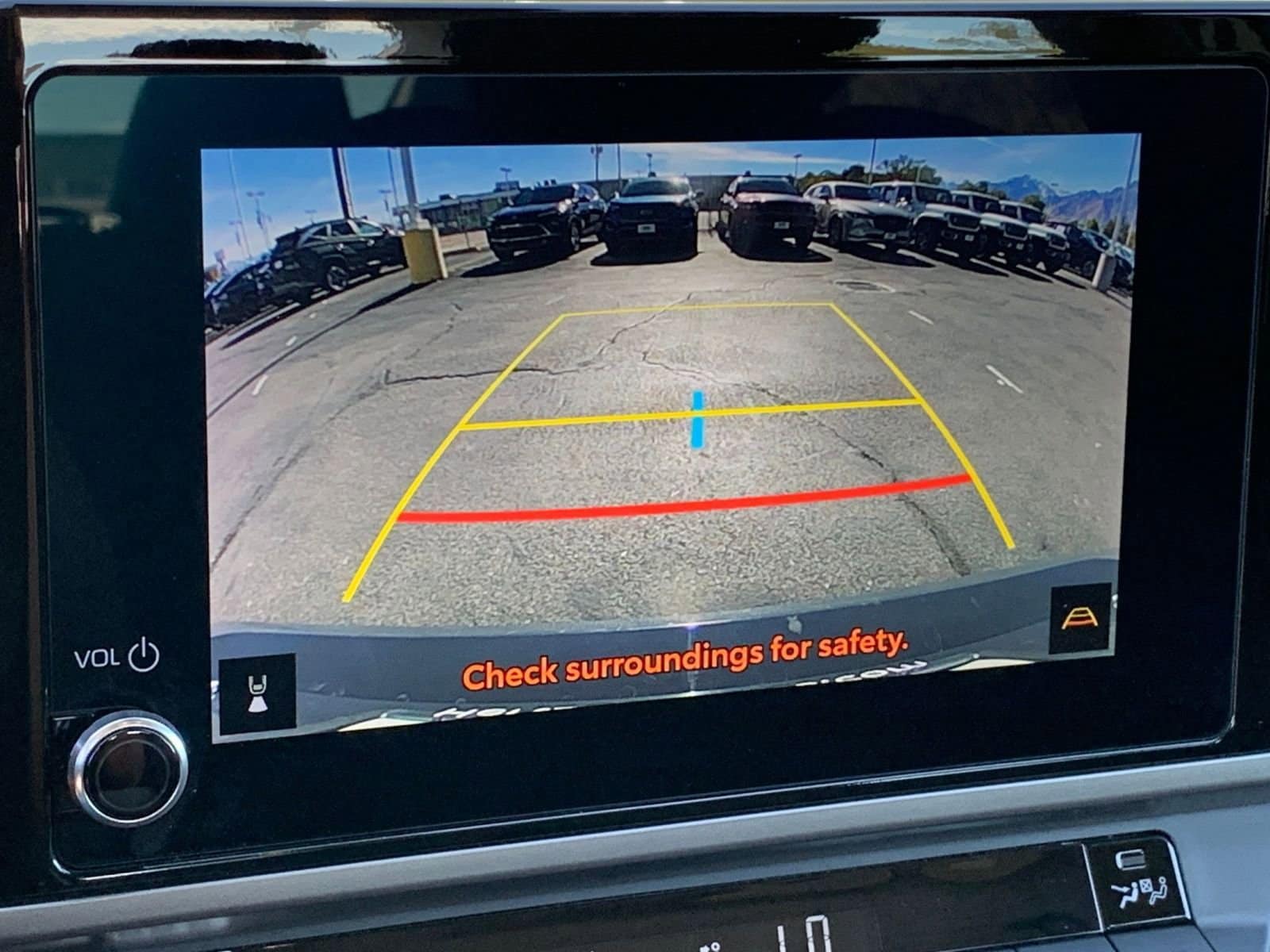 Thumbnail: 2025 Toyota Camry - 17