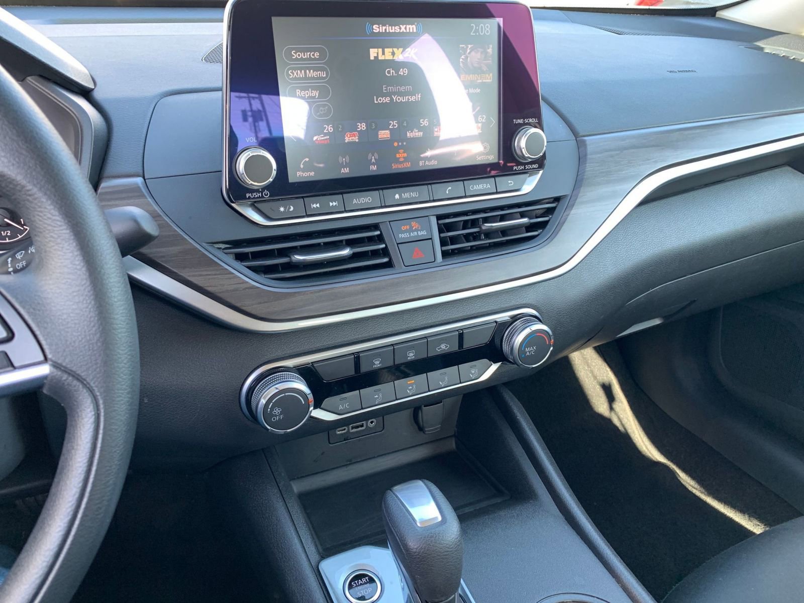 Thumbnail: 2025 Nissan Altima - 17