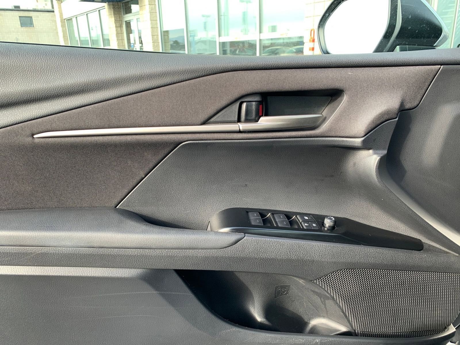 Thumbnail: 2025 Toyota Camry - 20