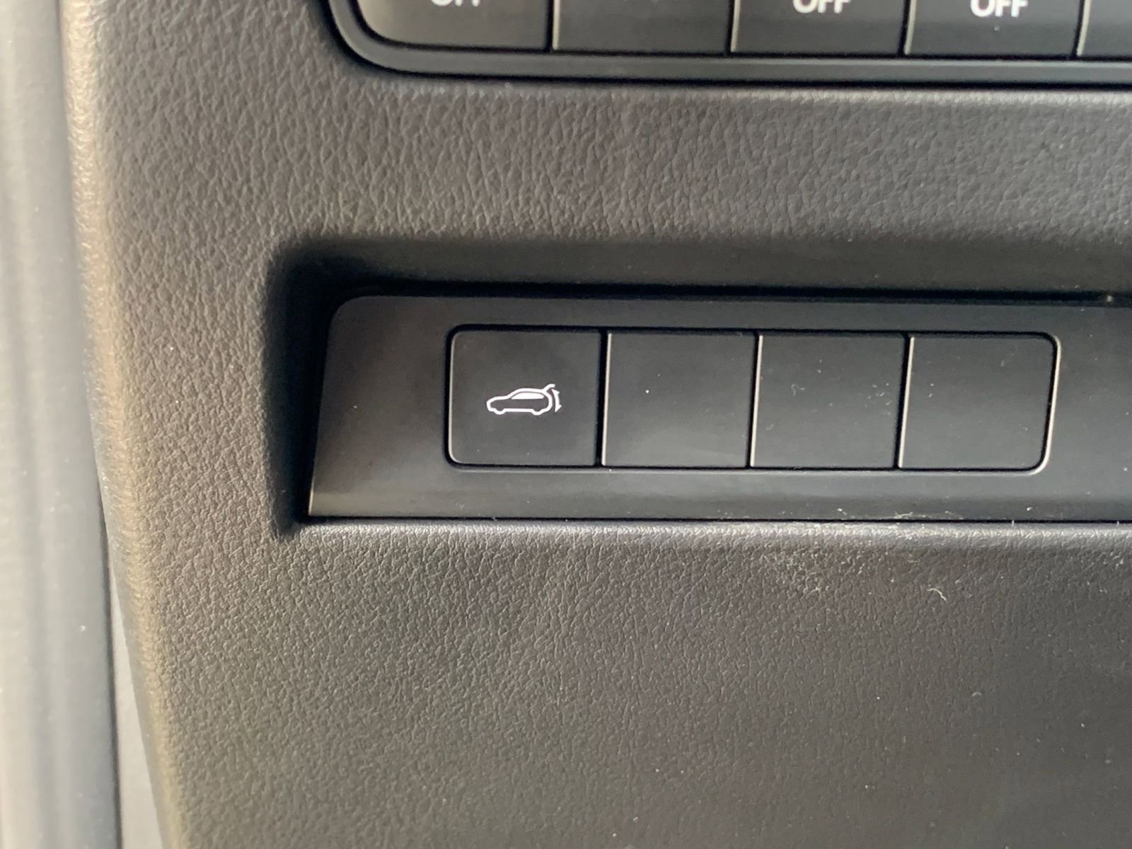 Thumbnail: 2025 Mazda CX-90 - 23