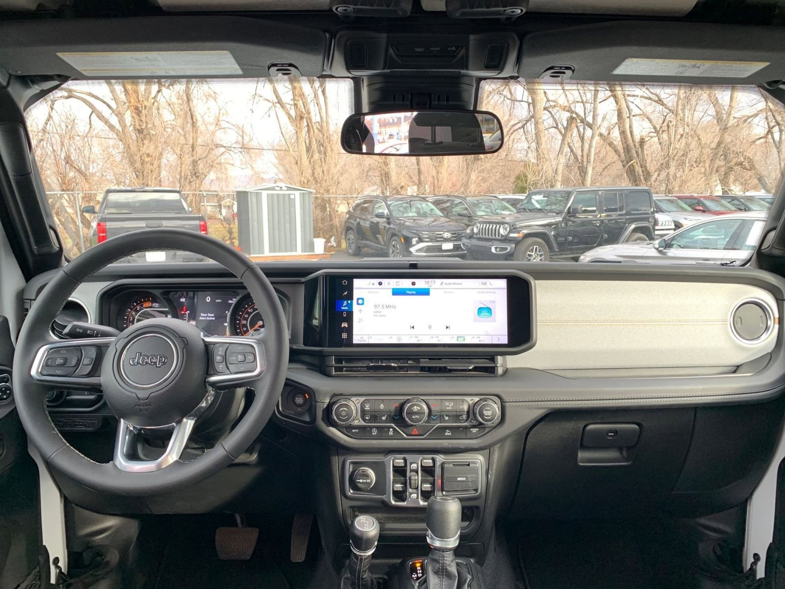 Thumbnail: 2025 Jeep Wrangler - 32