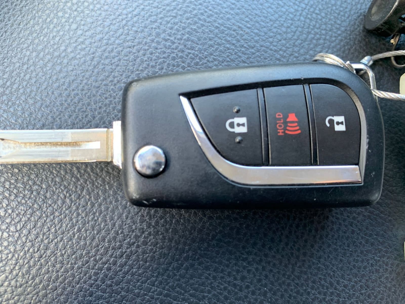 Thumbnail: 2025 Toyota RAV4 - 22