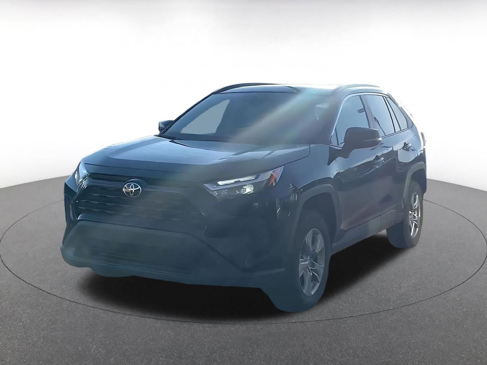 Thumbnail: 2025 Toyota RAV4 - 7