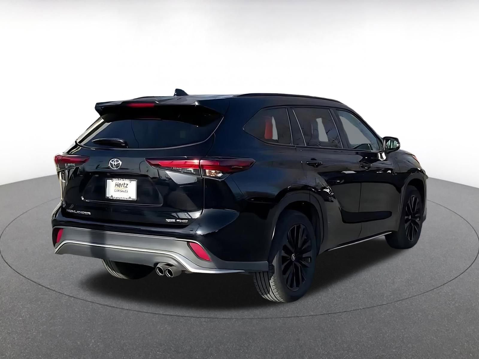 Thumbnail: 2025 Toyota Highlander - 14