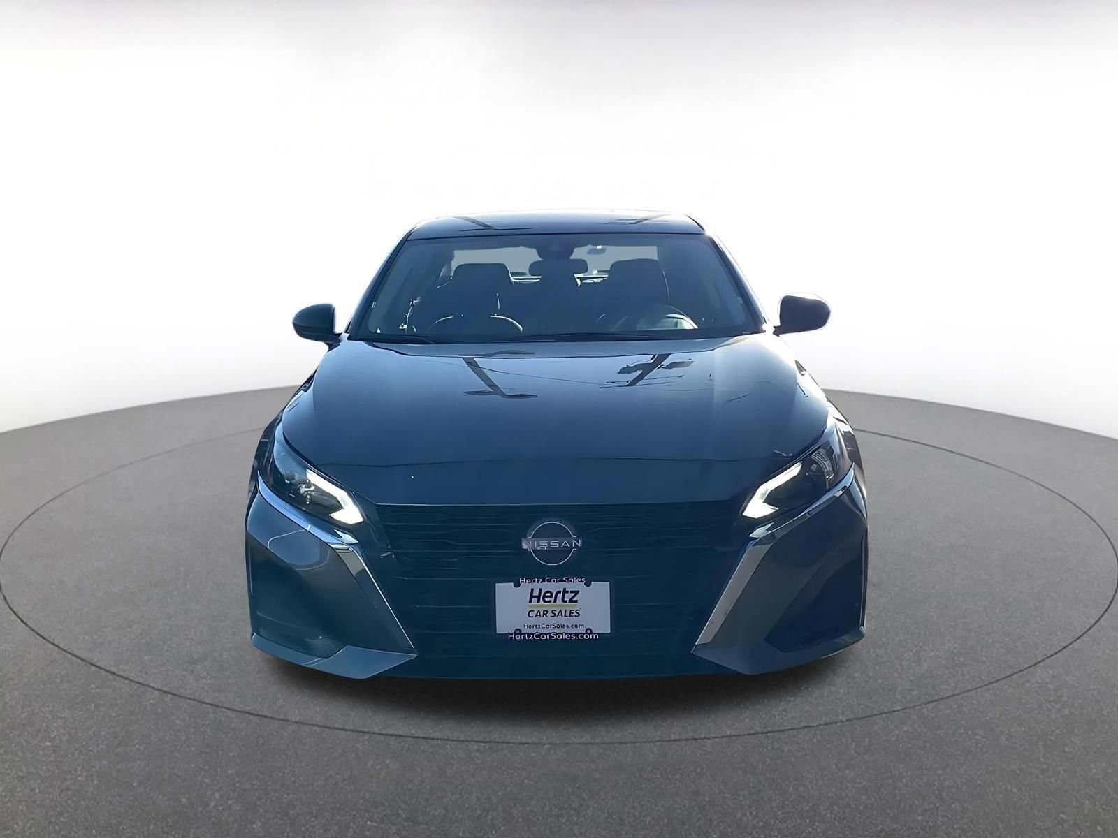 Thumbnail: 2025 Nissan Altima - 4