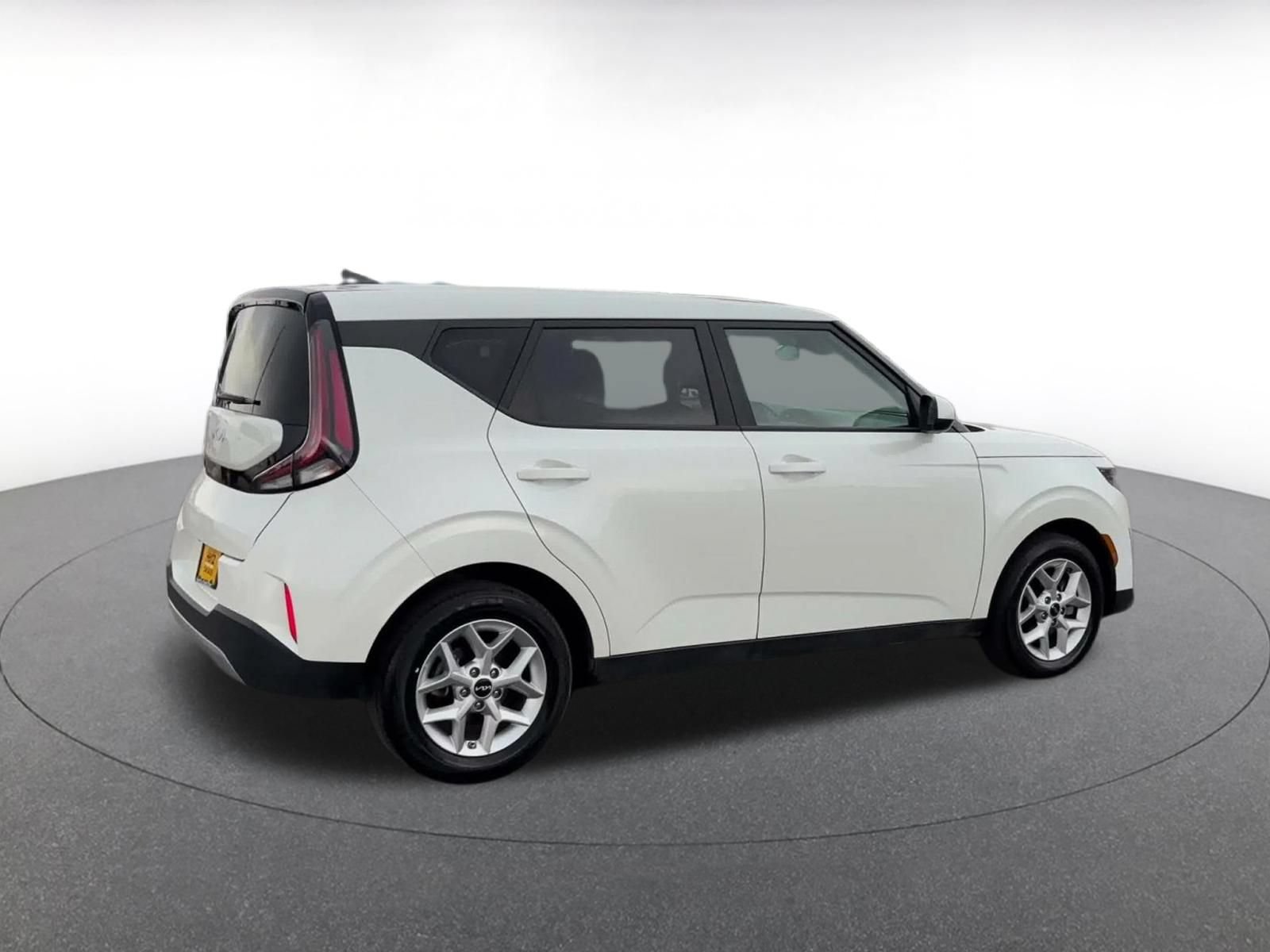Thumbnail: 2025 Kia Soul - 13