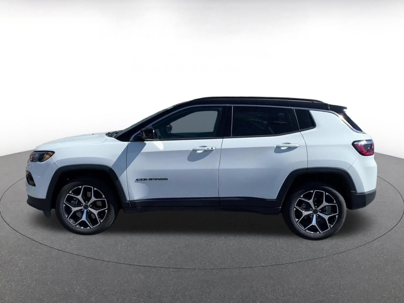 Thumbnail: 2025 Jeep Compass - 8