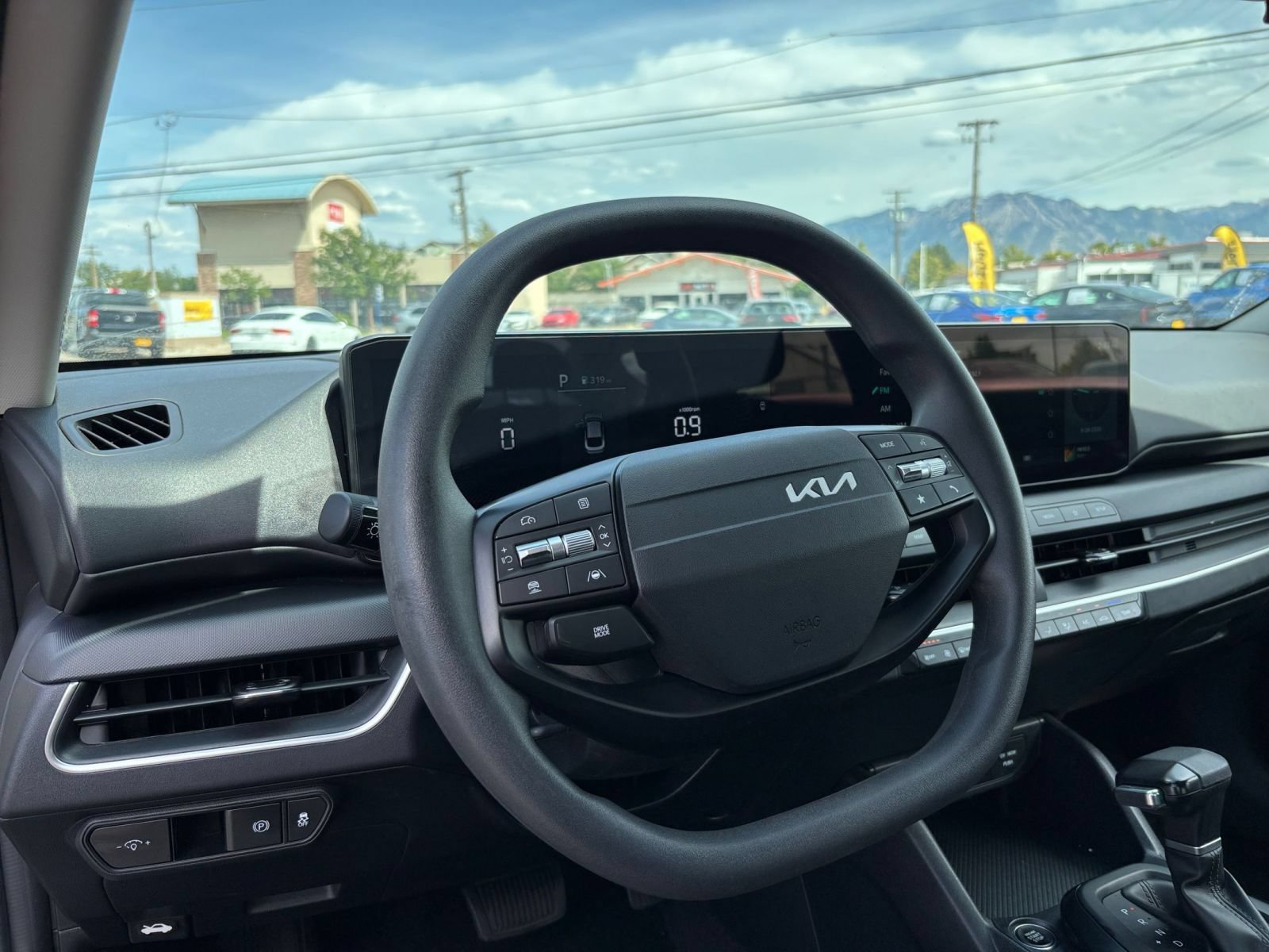 Thumbnail: 2026 Kia K4 - 28