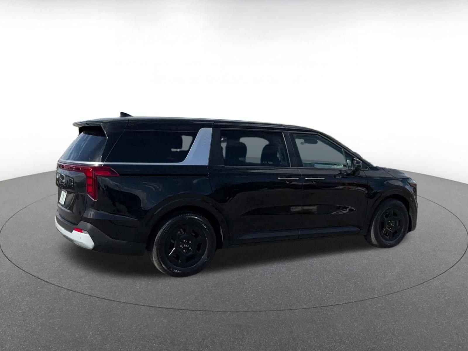 Thumbnail: 2026 Kia Carnival - 14