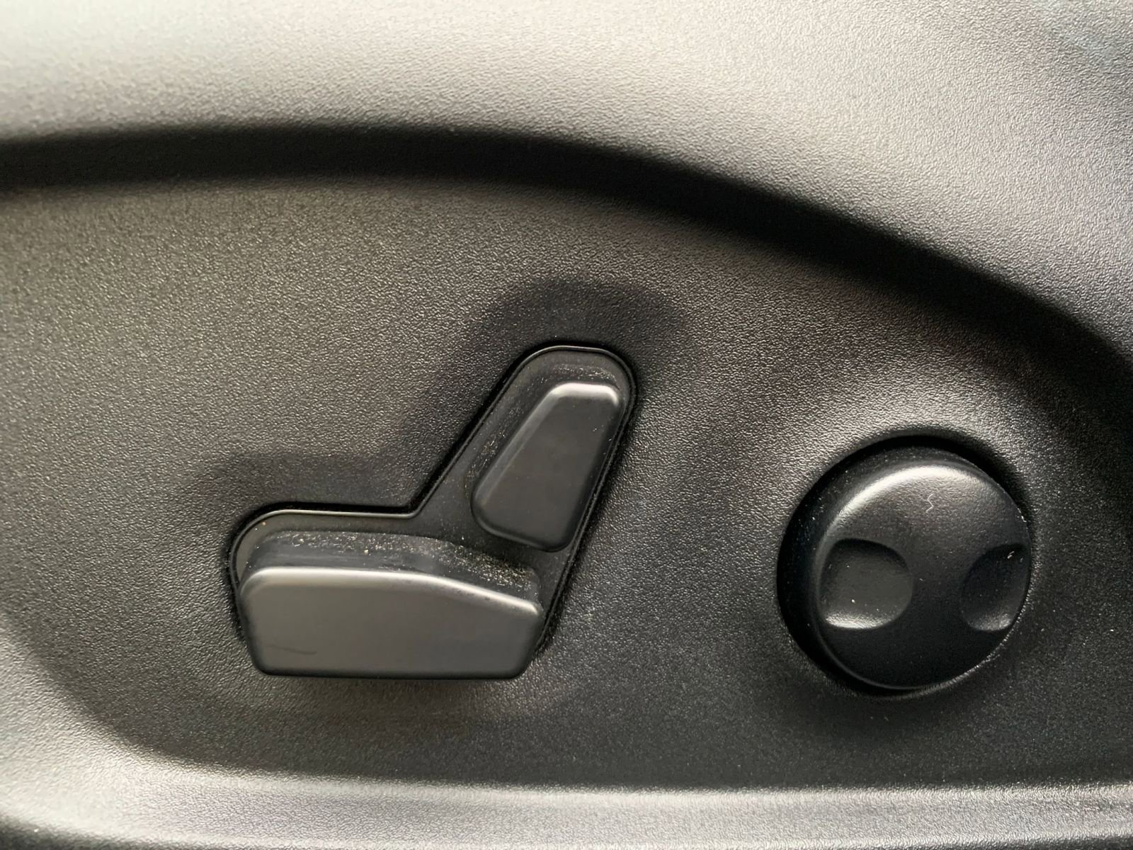 Thumbnail: 2025 Jeep Compass - 23