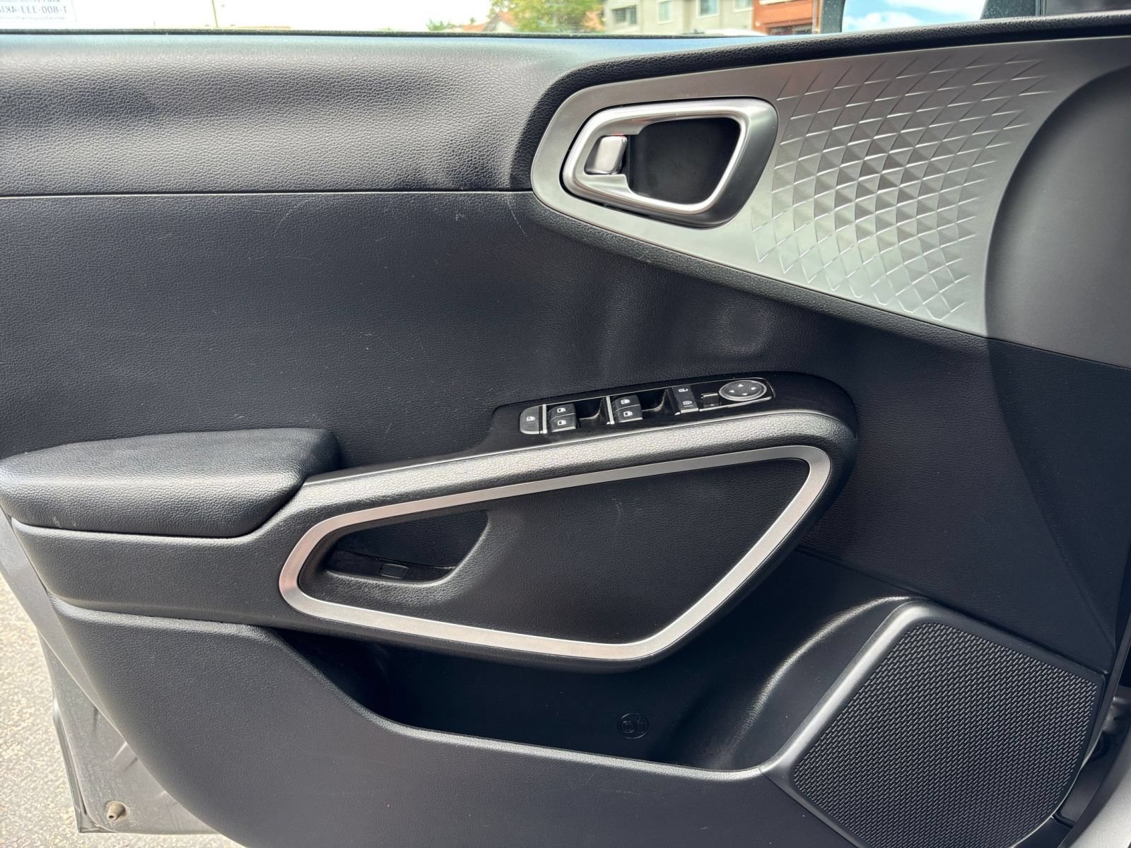 Thumbnail: 2025 Kia Soul - 18