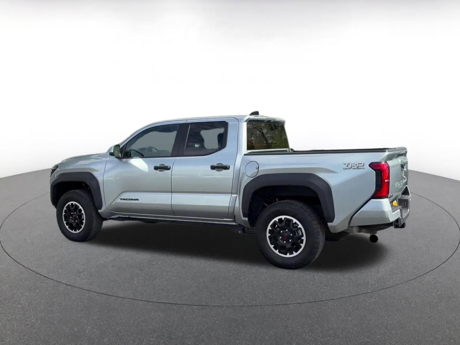 Thumbnail: 2025 Toyota Tacoma - 10