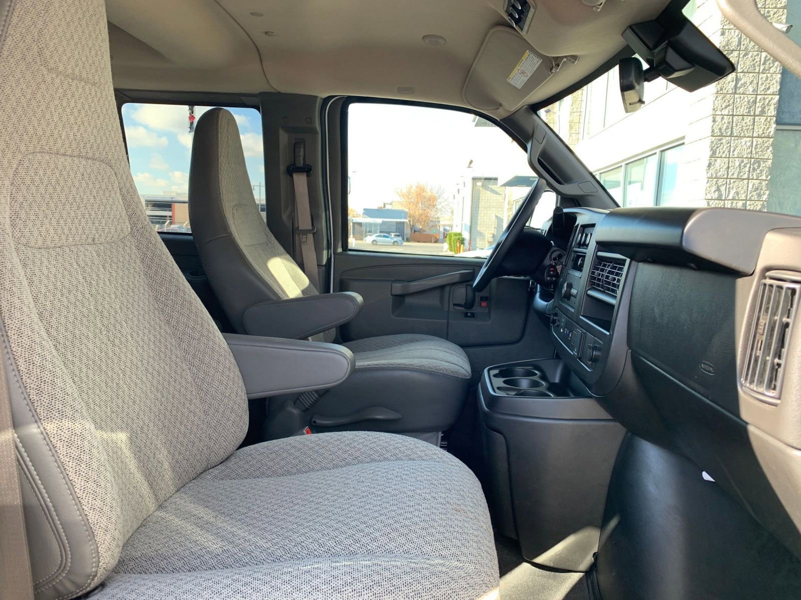 Thumbnail: 2025 GMC Savana - 35