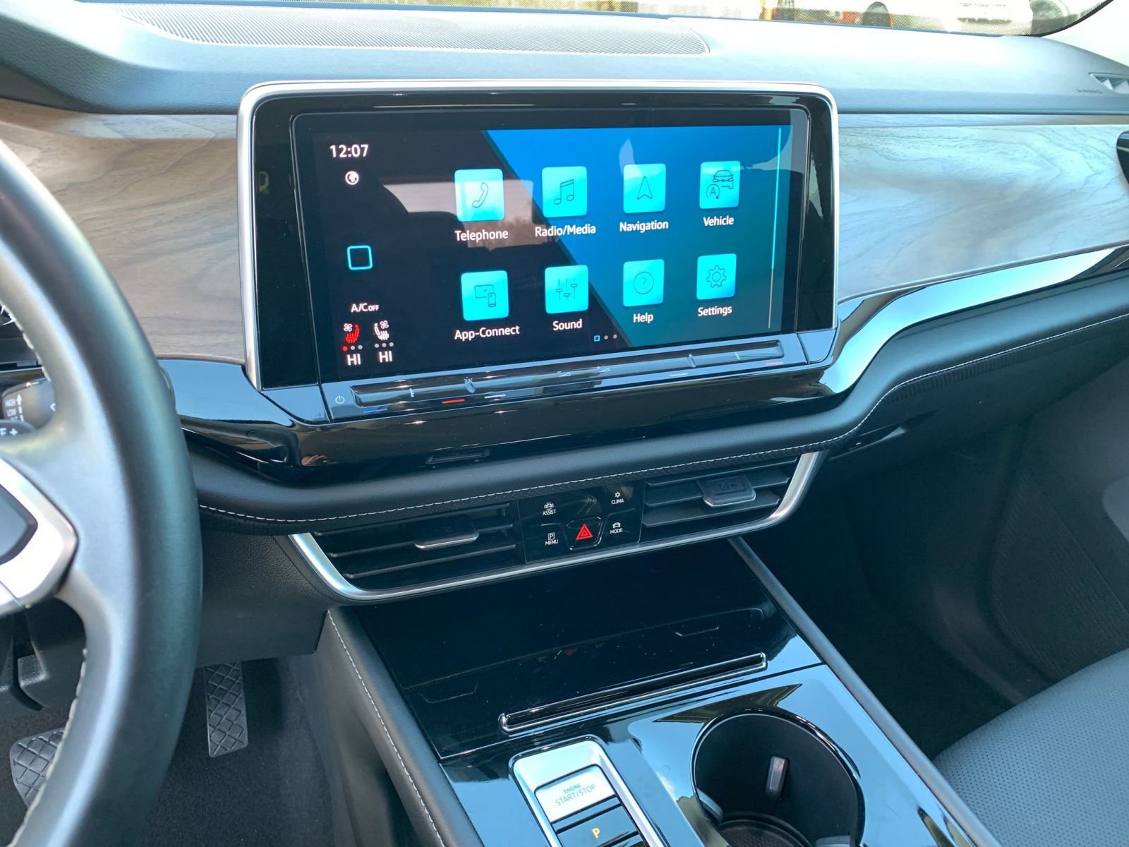 Thumbnail: 2024 Volkswagen Atlas - 17